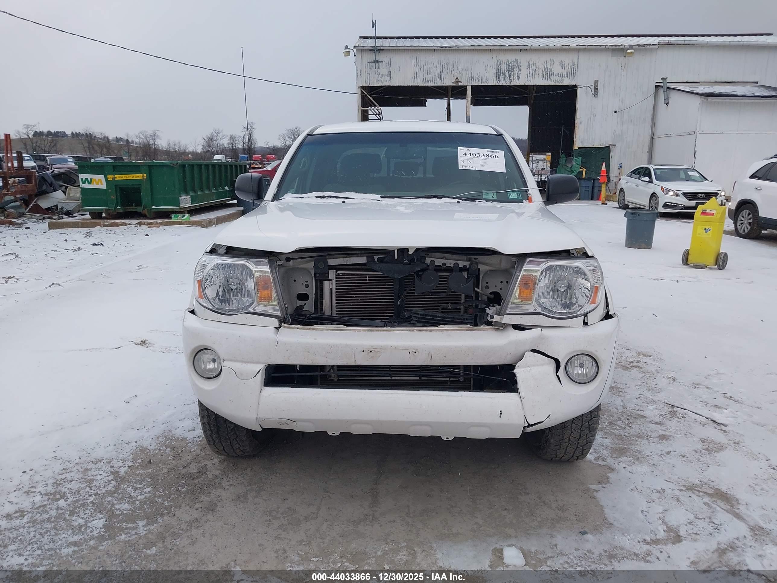 TOYOTA TACOMA image 6