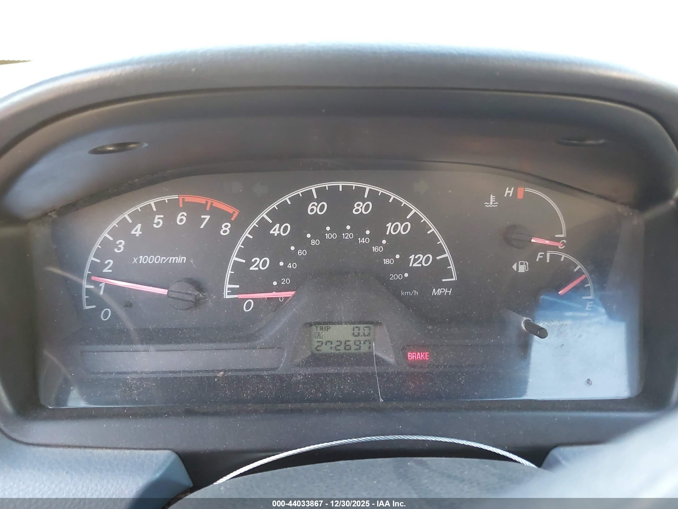 MITSUBISHI LANCER image 7