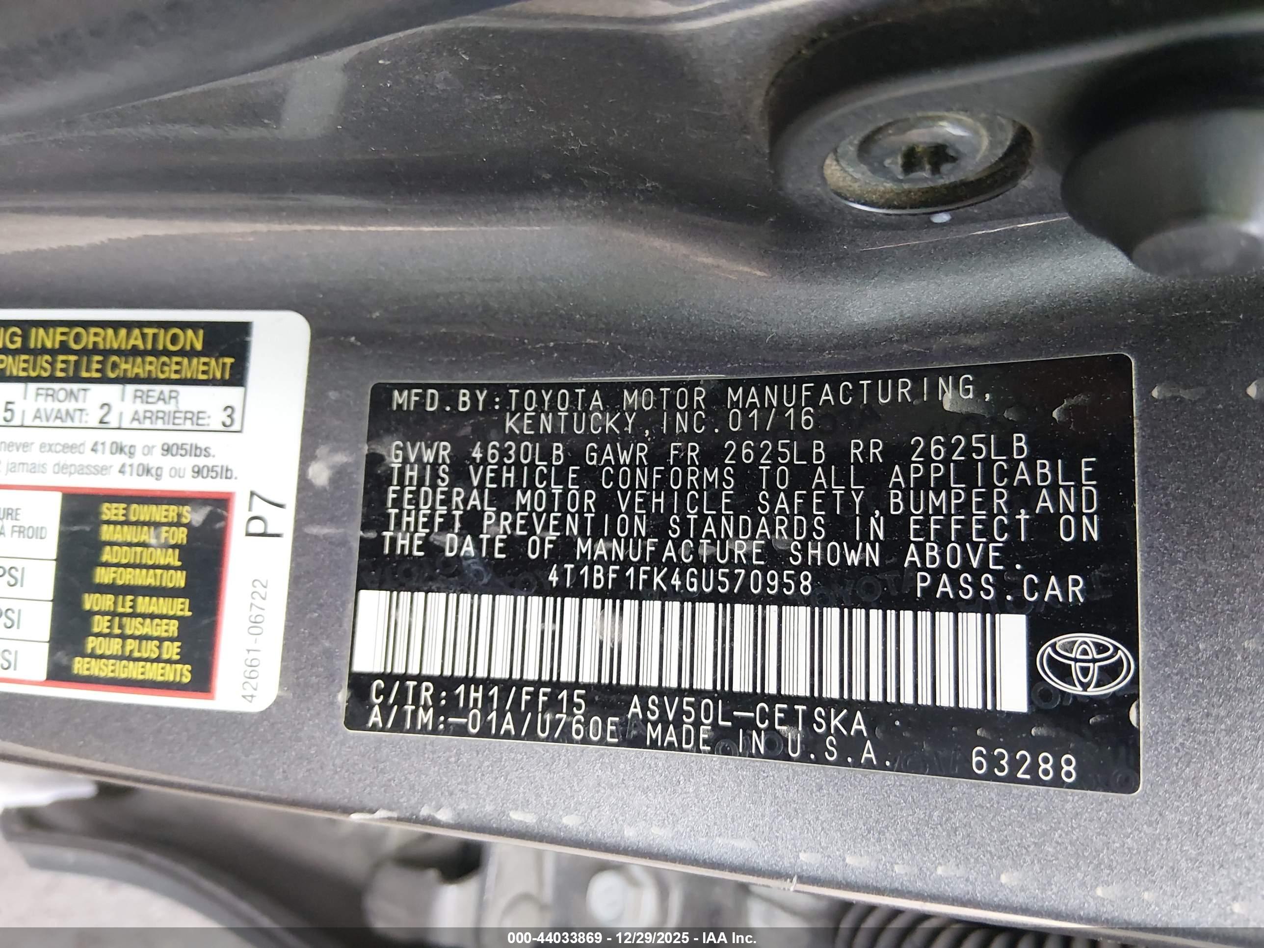TOYOTA CAMRY image 9