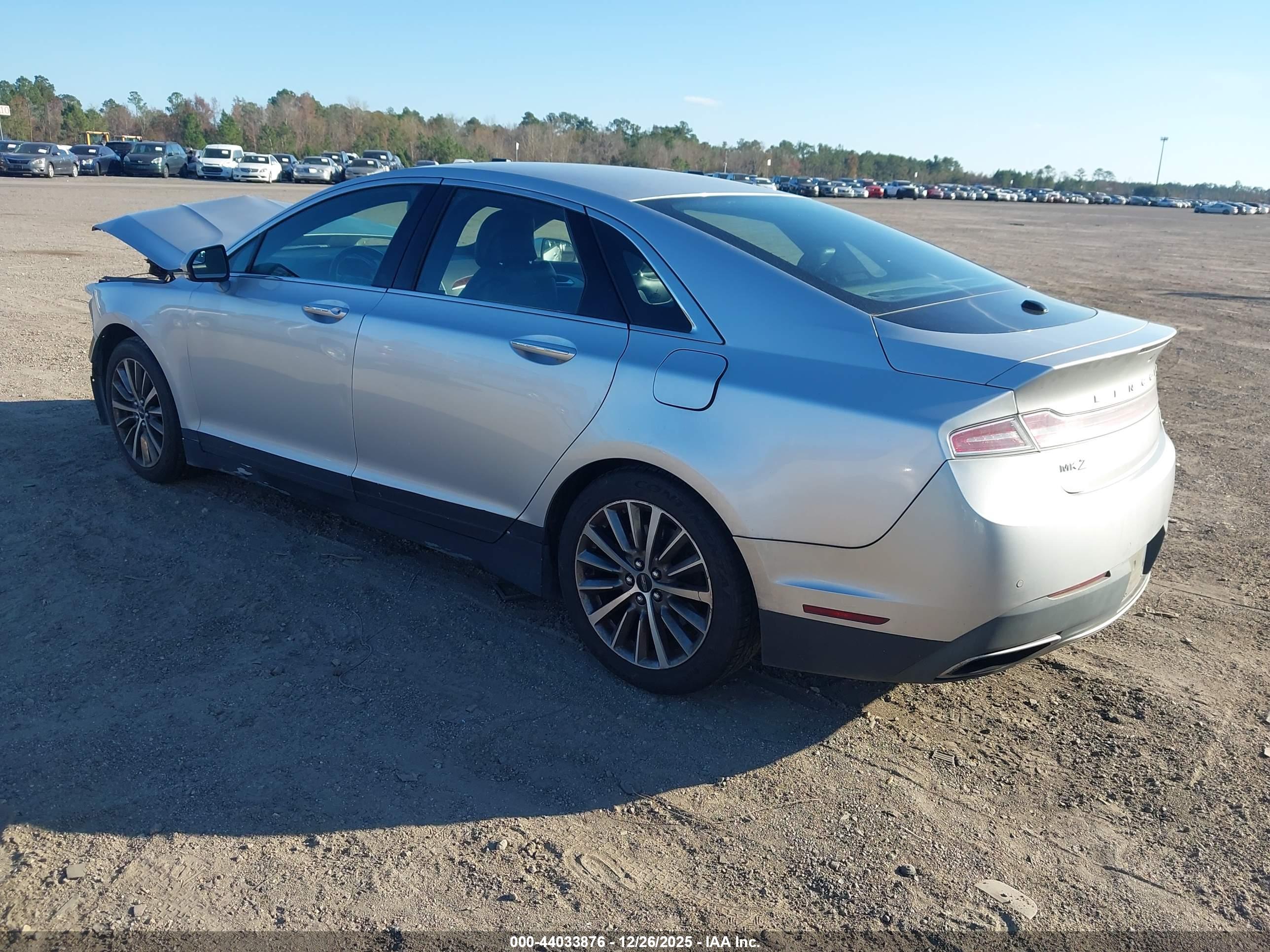 LINCOLN MKZ image 3