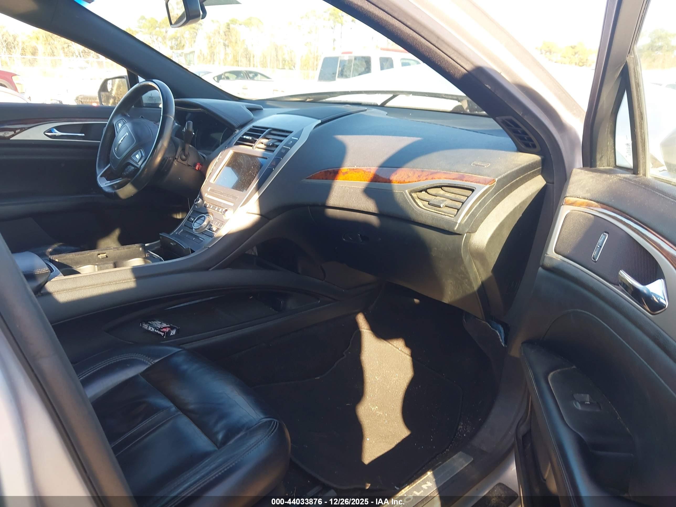 LINCOLN MKZ image 5