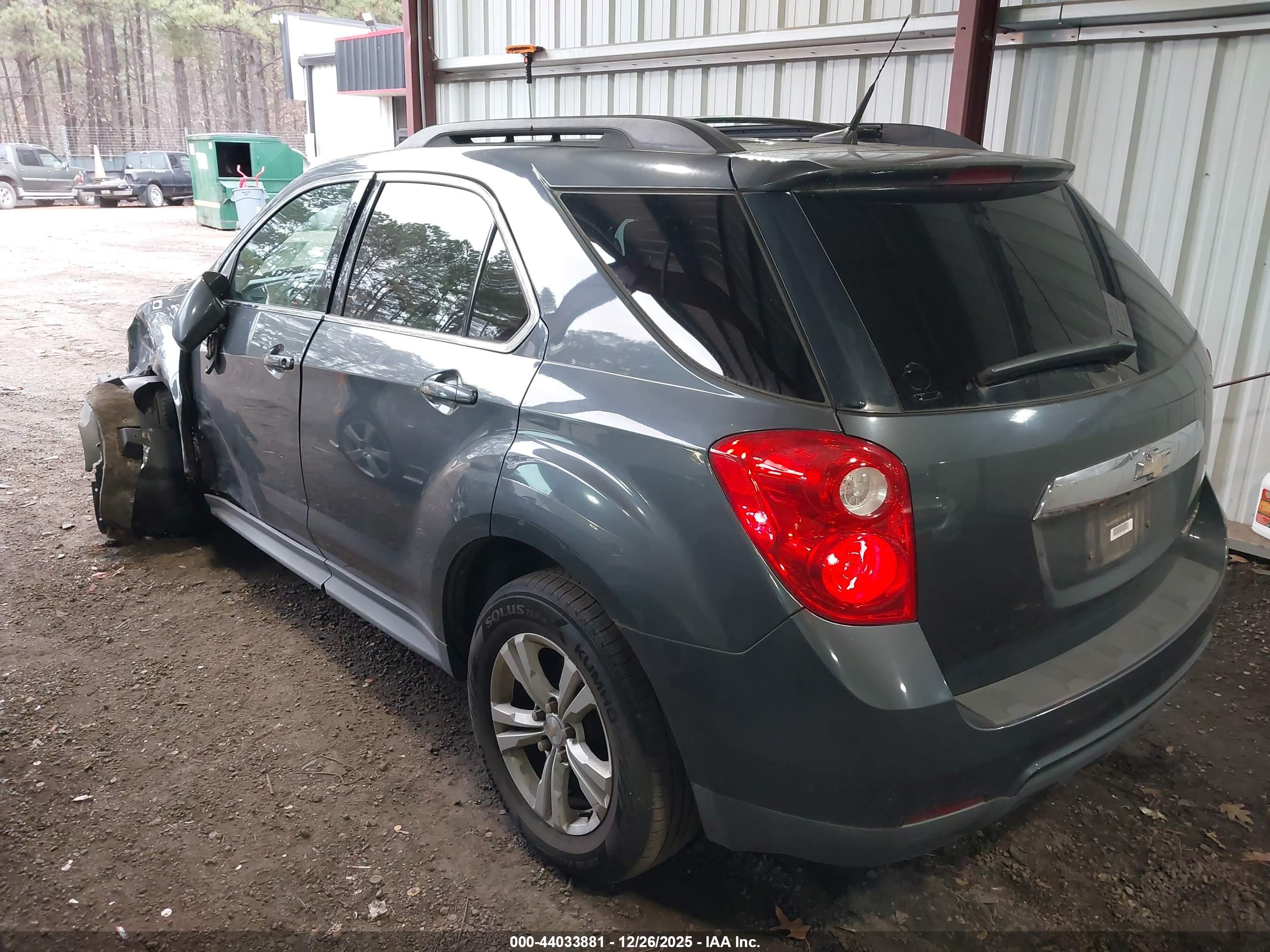 CHEVROLET EQUINOX image 3
