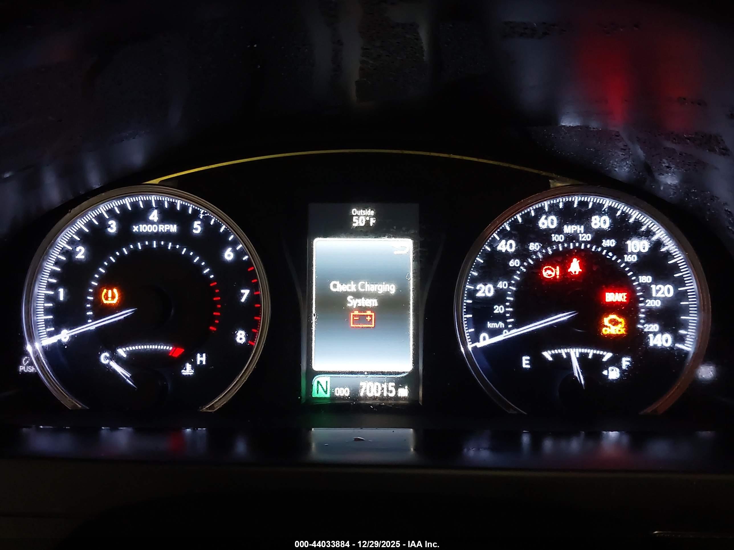 TOYOTA CAMRY image 7