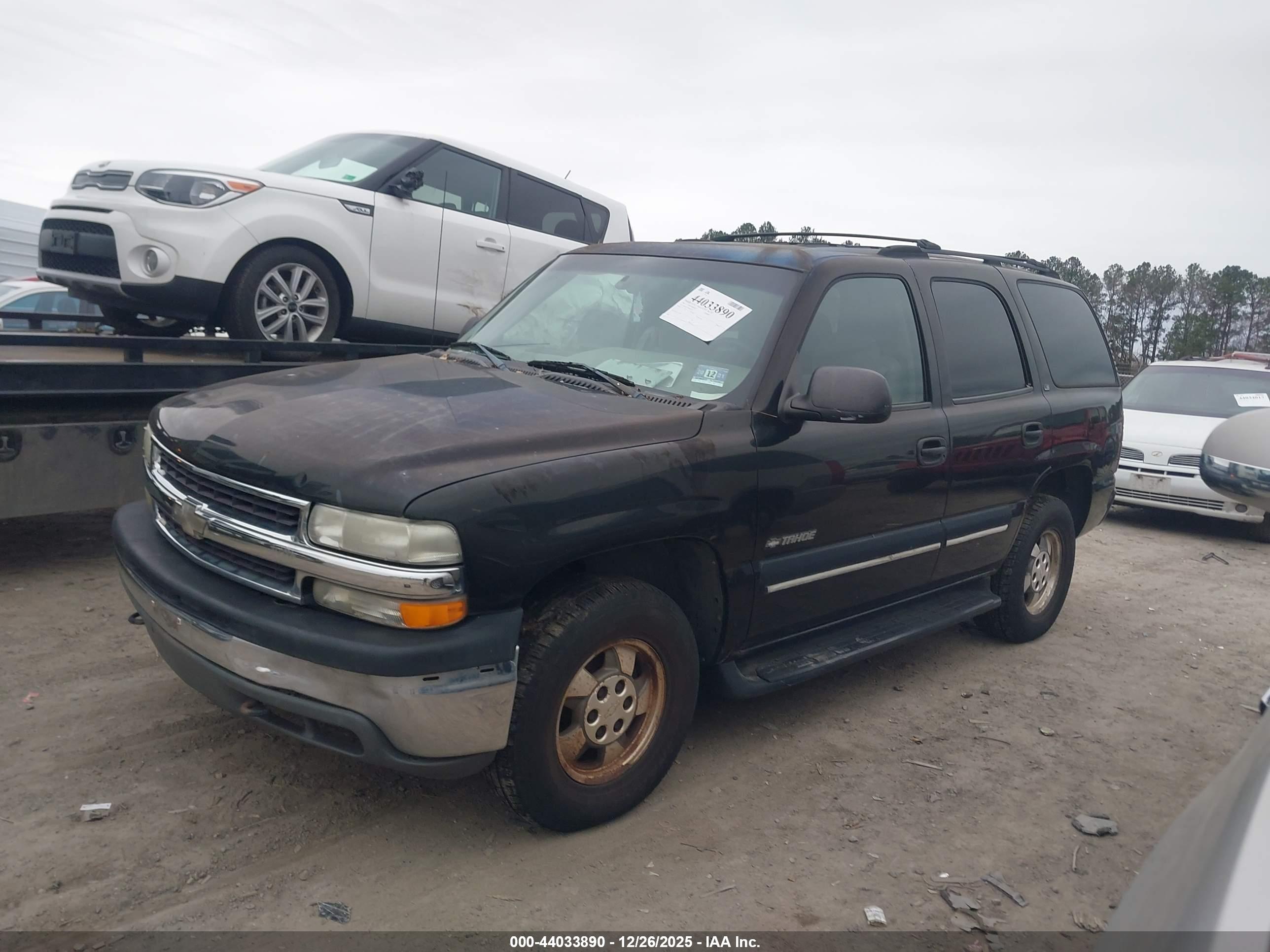 CHEVROLET TAHOE image 2