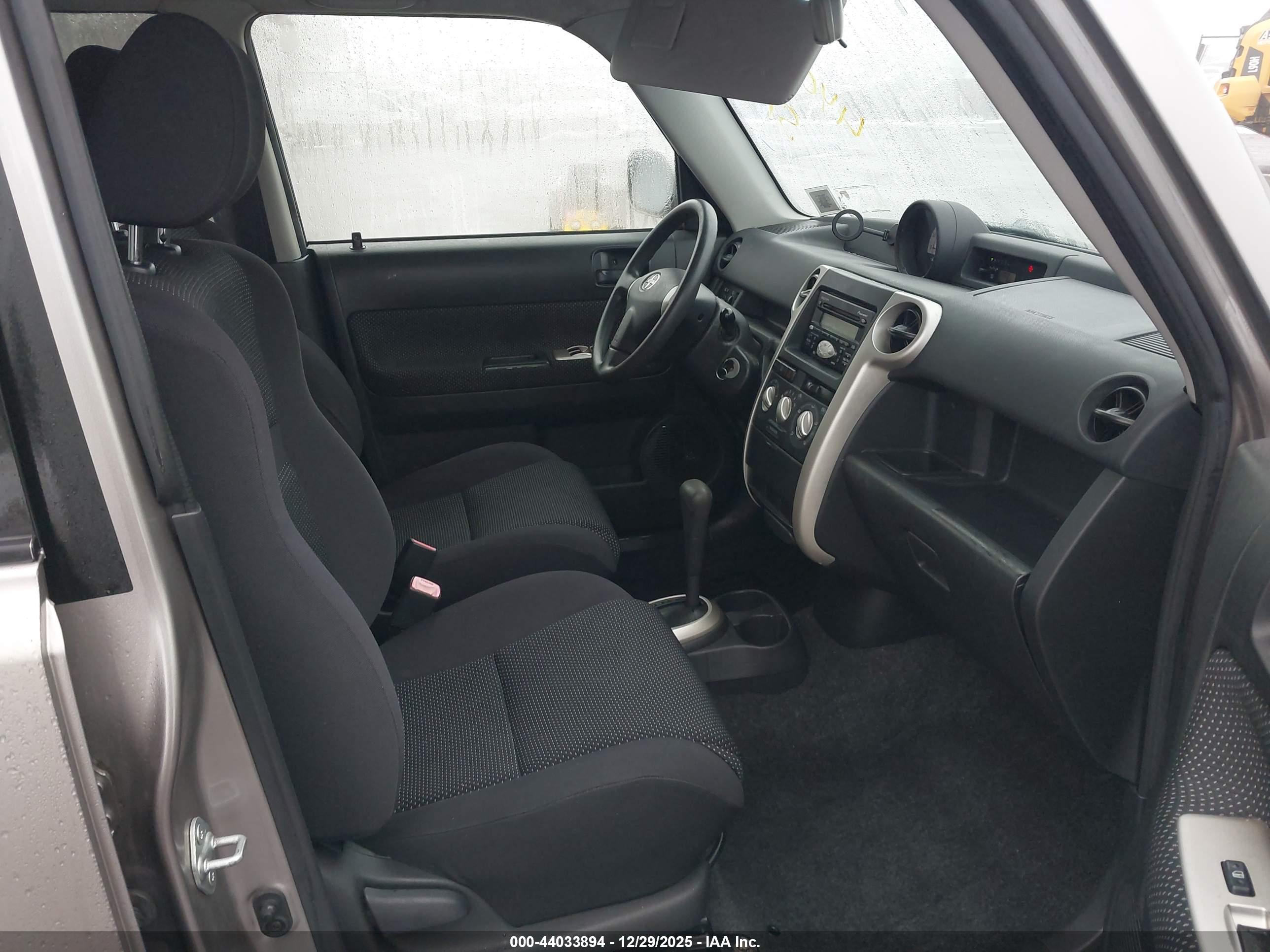 SCION XB image 5