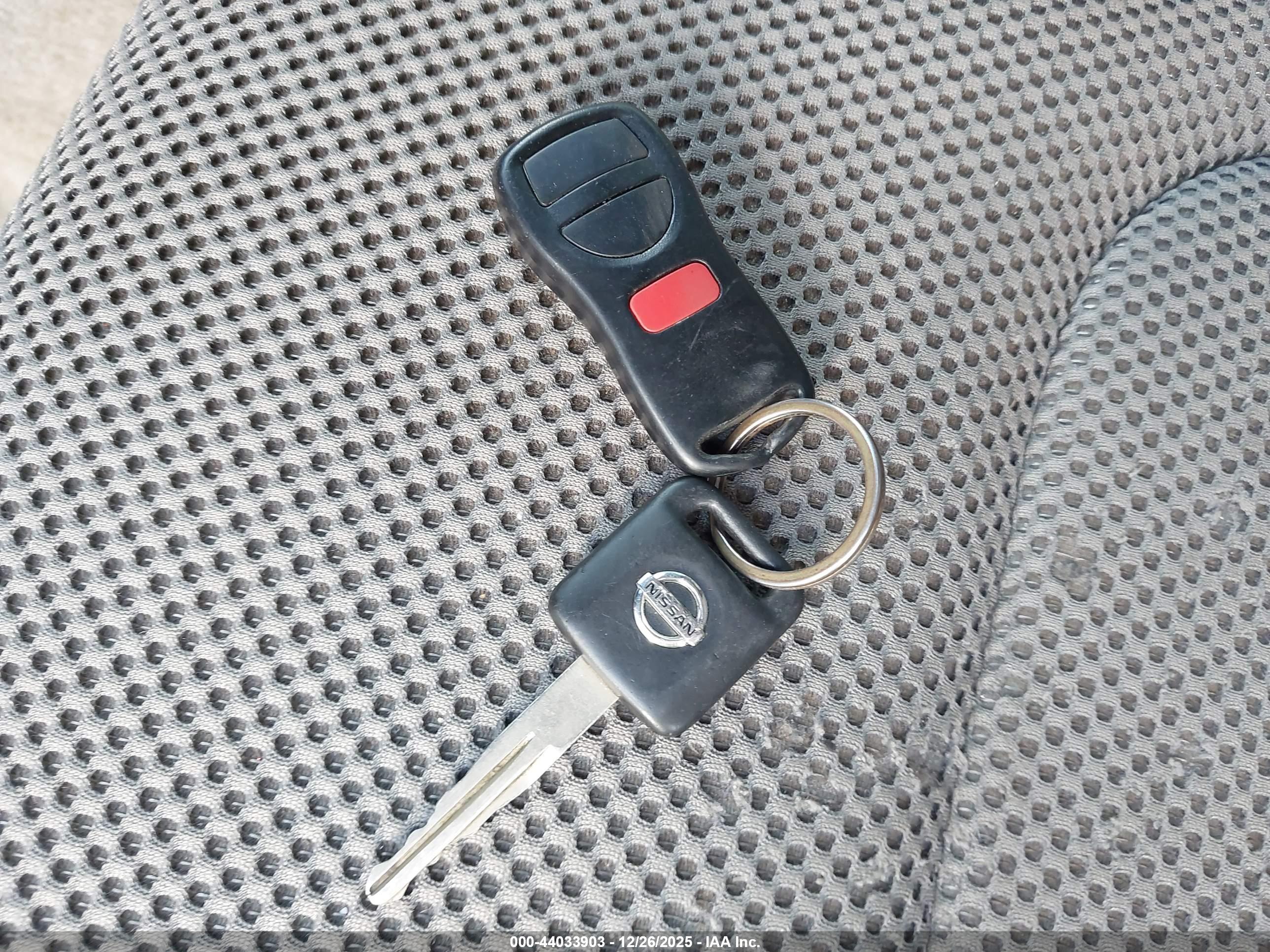 NISSAN FRONTIER image 11