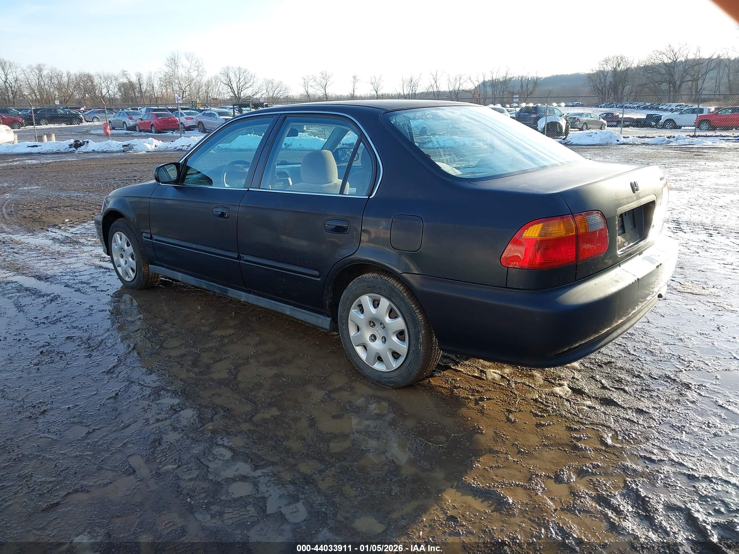 HONDA CIVIC image 3
