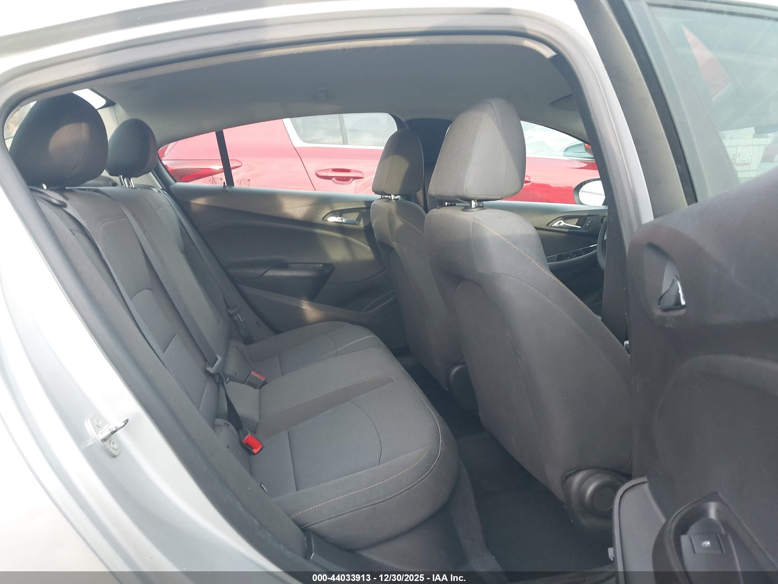 CHEVROLET CRUZE image 8