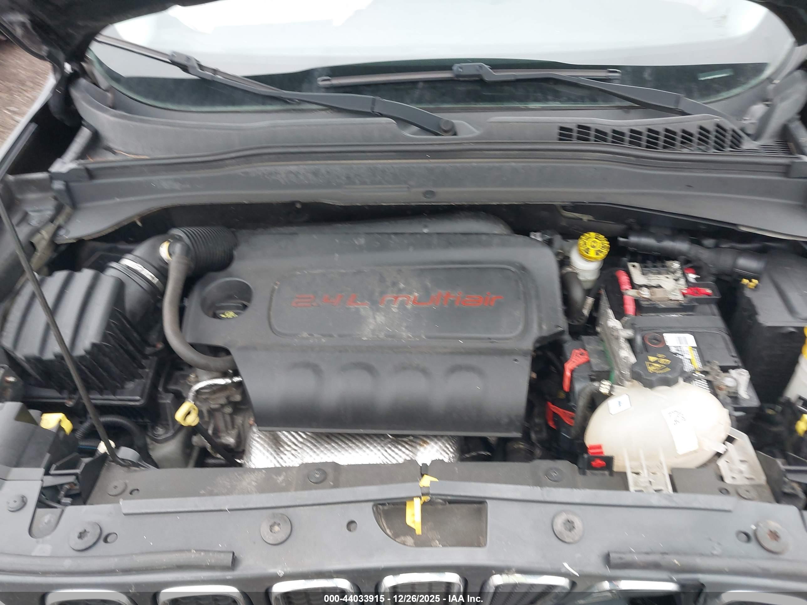 JEEP RENEGADE image 10