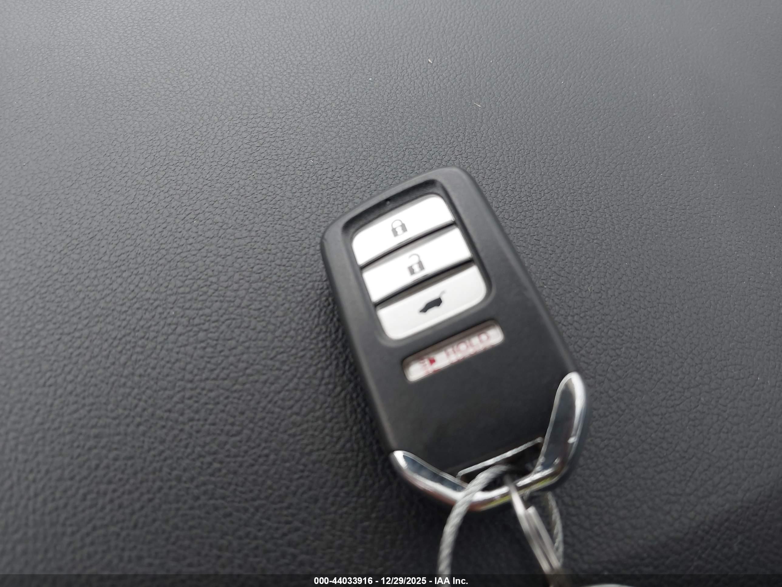 HONDA CR-V image 11