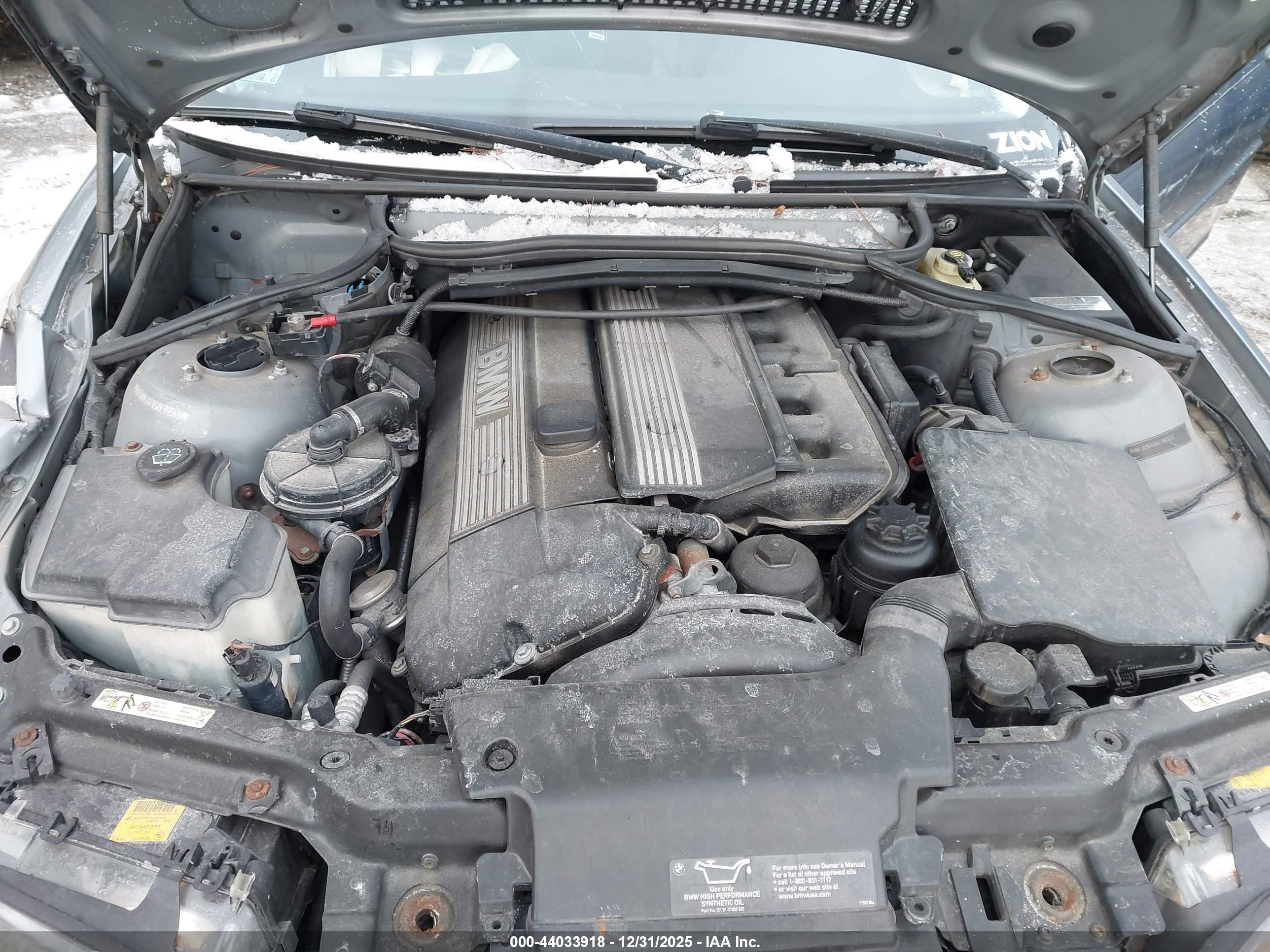 BMW 330CI image 10