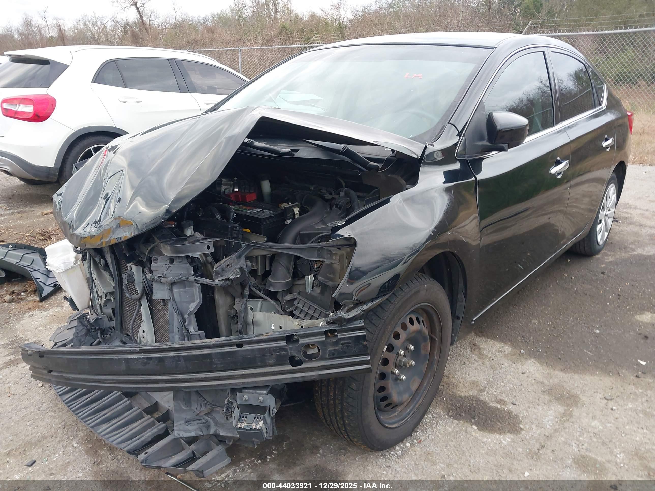 NISSAN SENTRA image 2