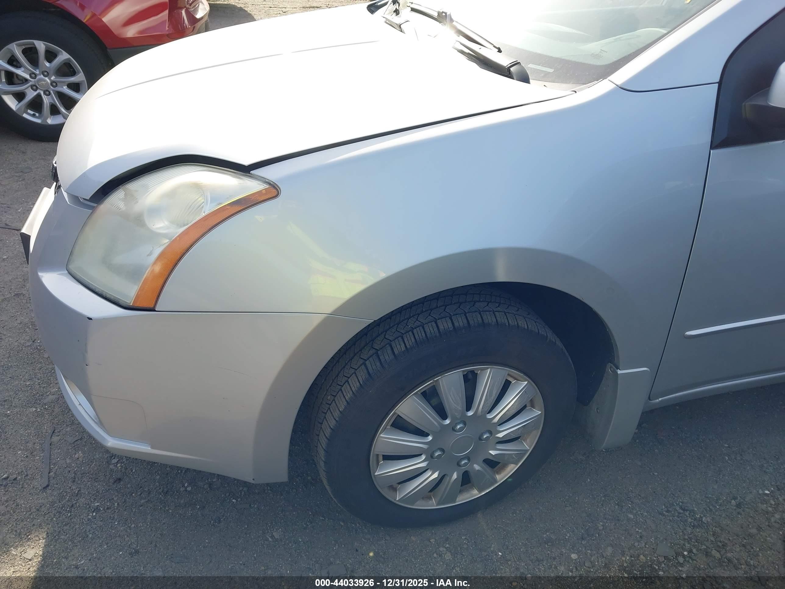NISSAN SENTRA image 2