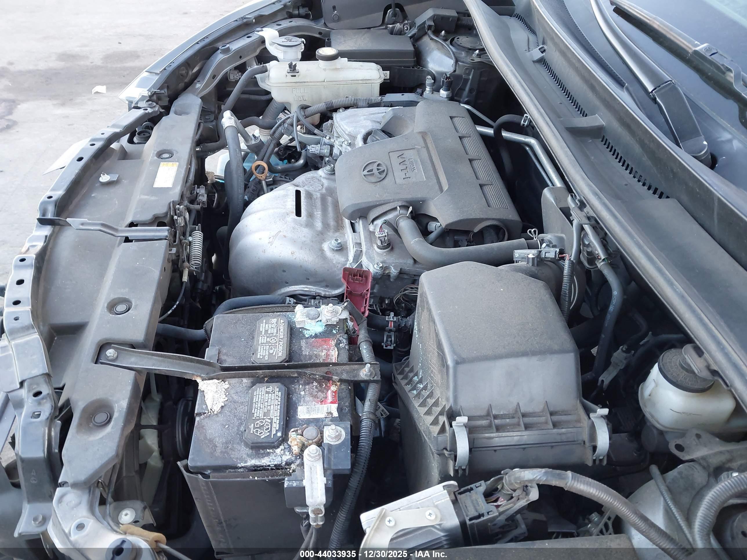 TOYOTA RAV4 image 10