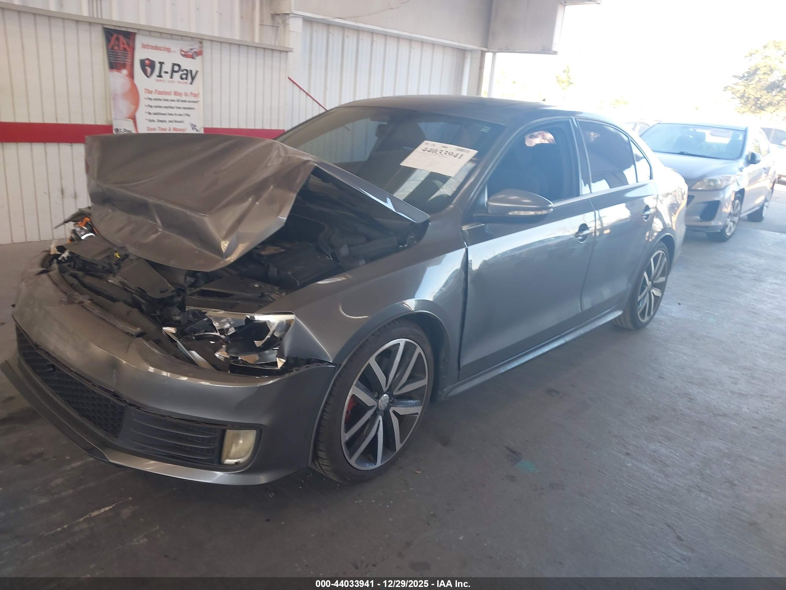 VOLKSWAGEN JETTA image 2