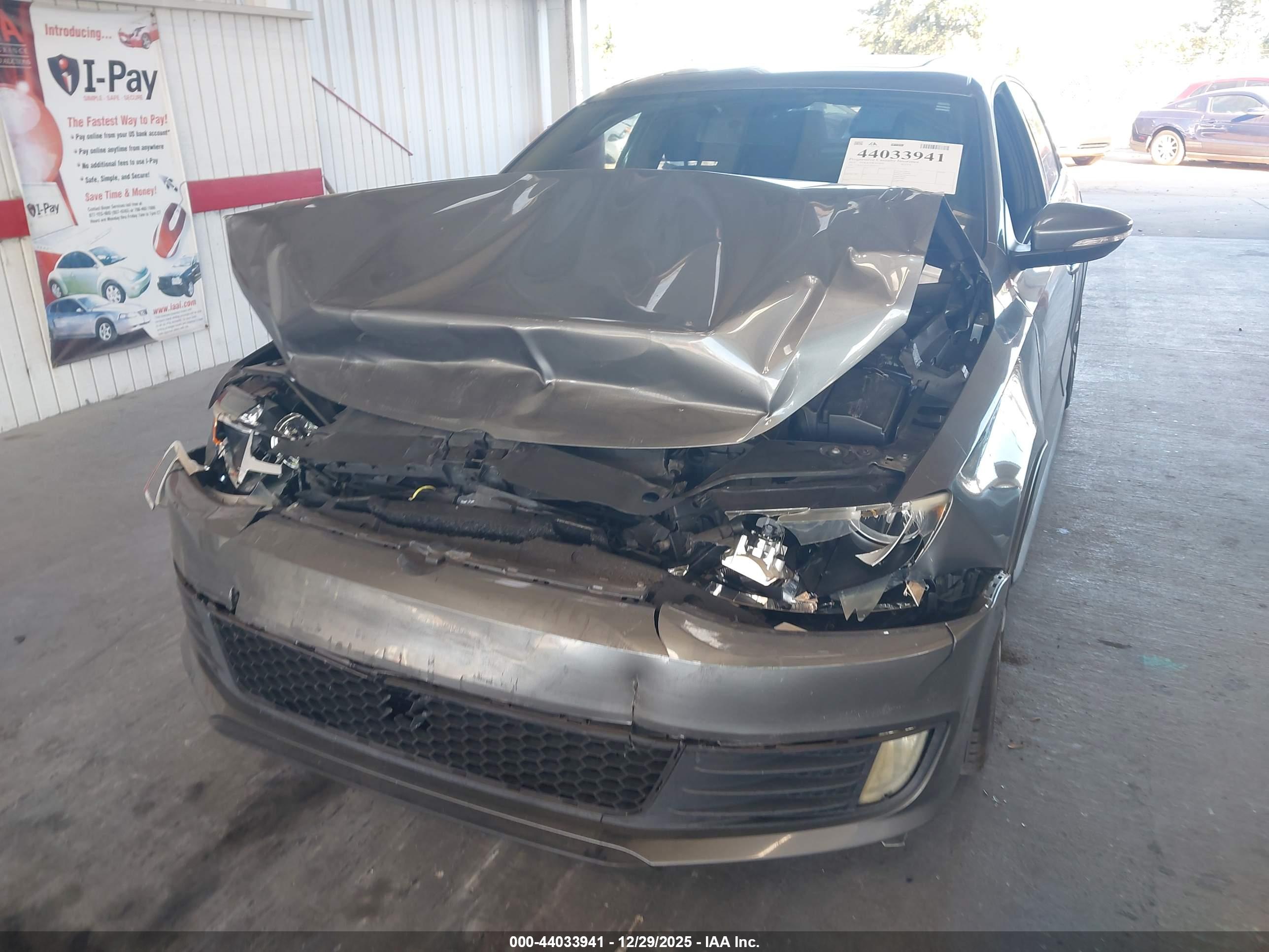 VOLKSWAGEN JETTA image 6