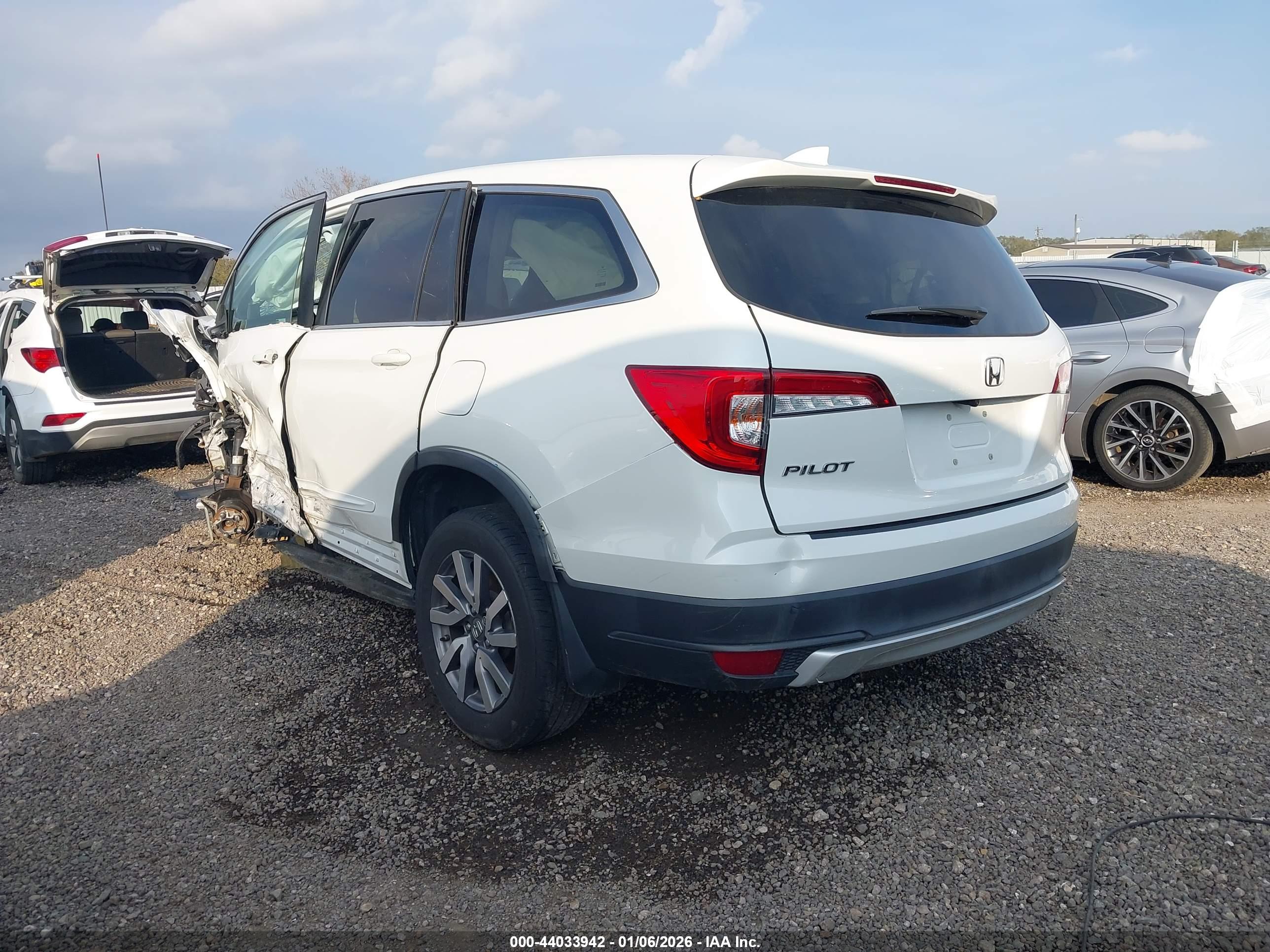 HONDA PILOT image 3