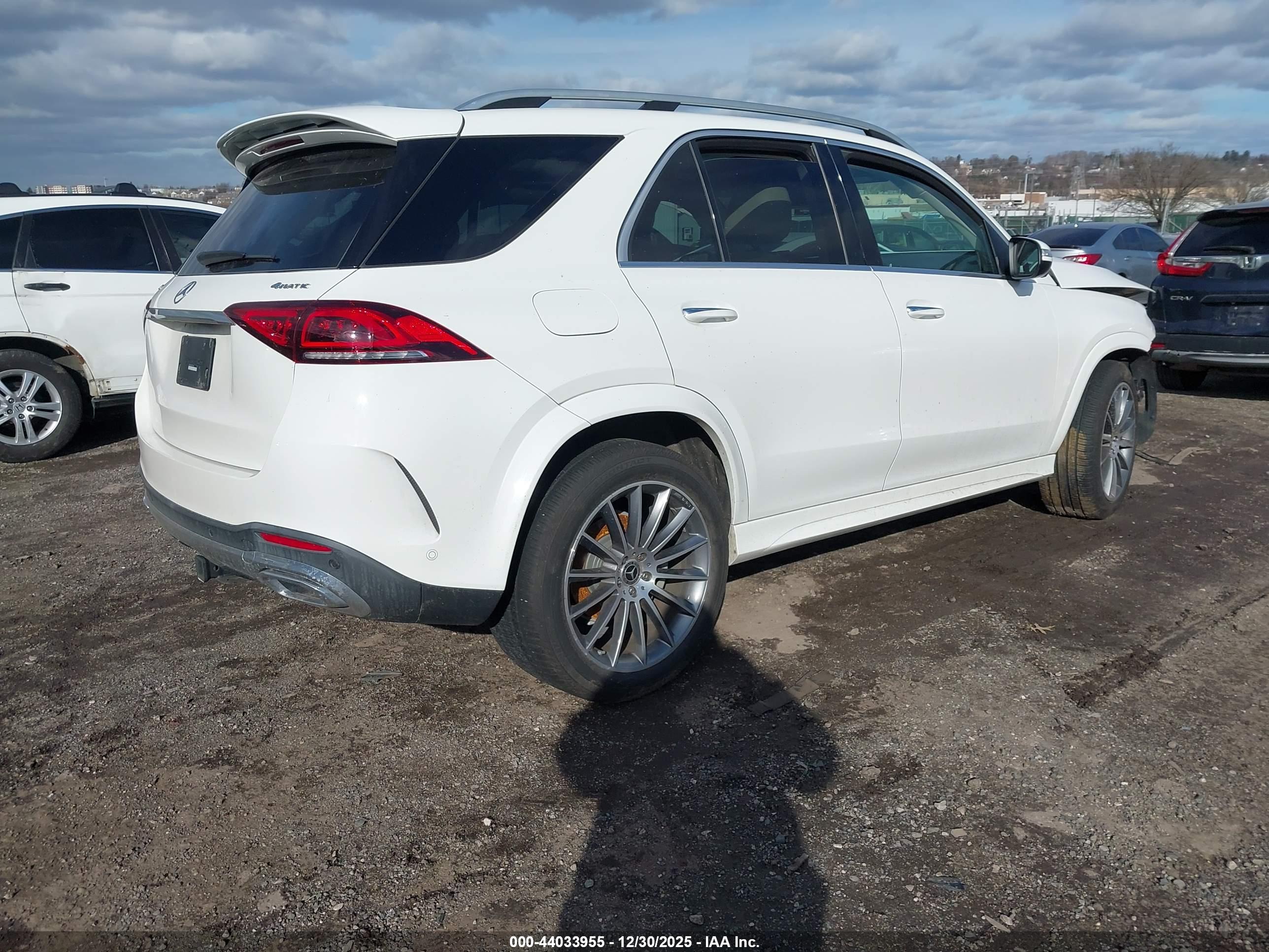 MERCEDES-BENZ GLE image 4