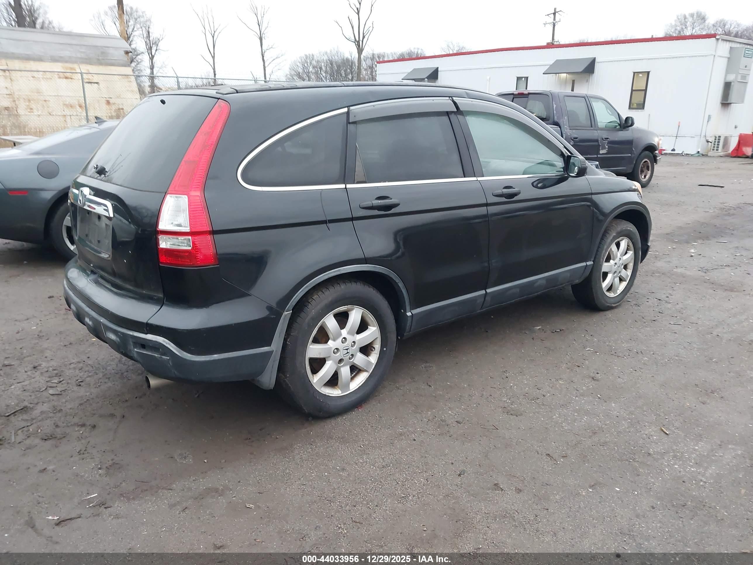 HONDA CR-V image 4