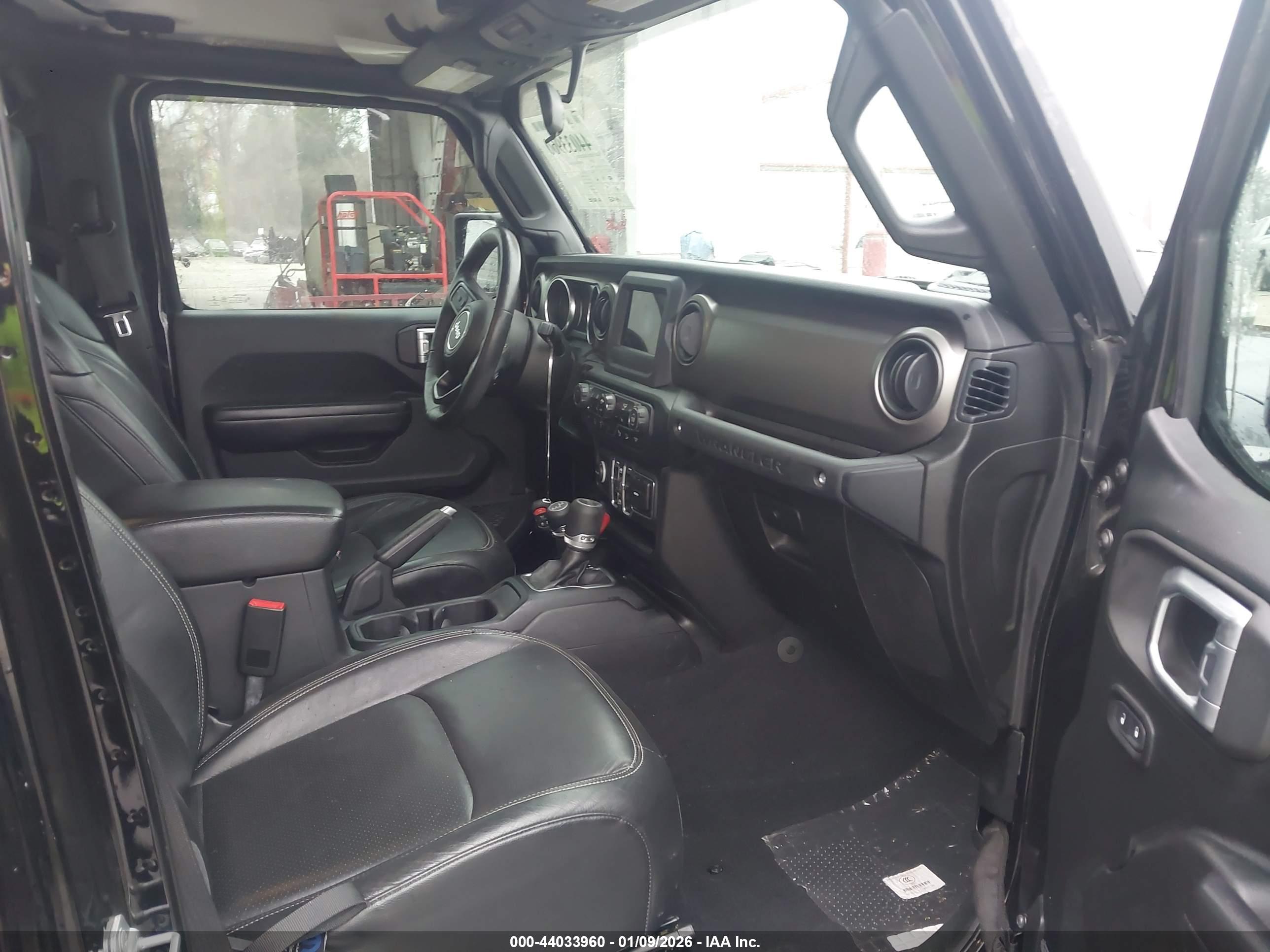 JEEP WRANGLER image 5