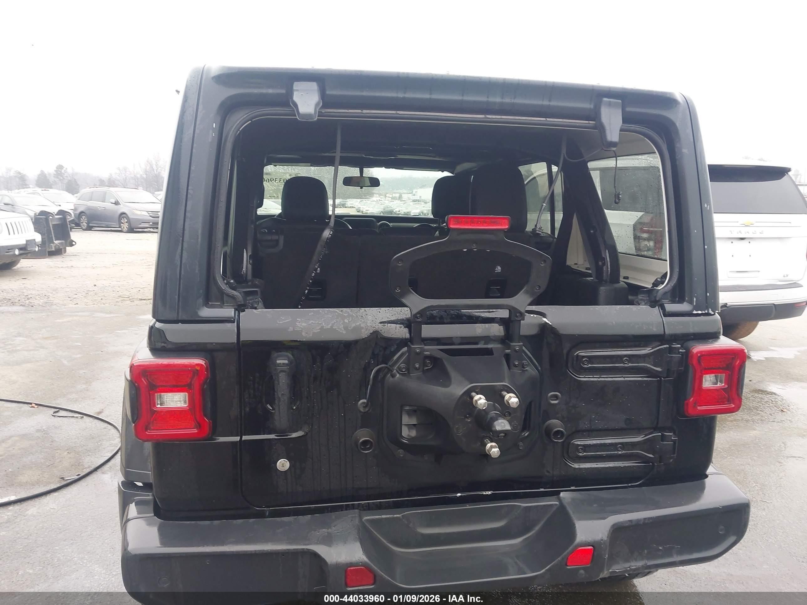 JEEP WRANGLER image 6