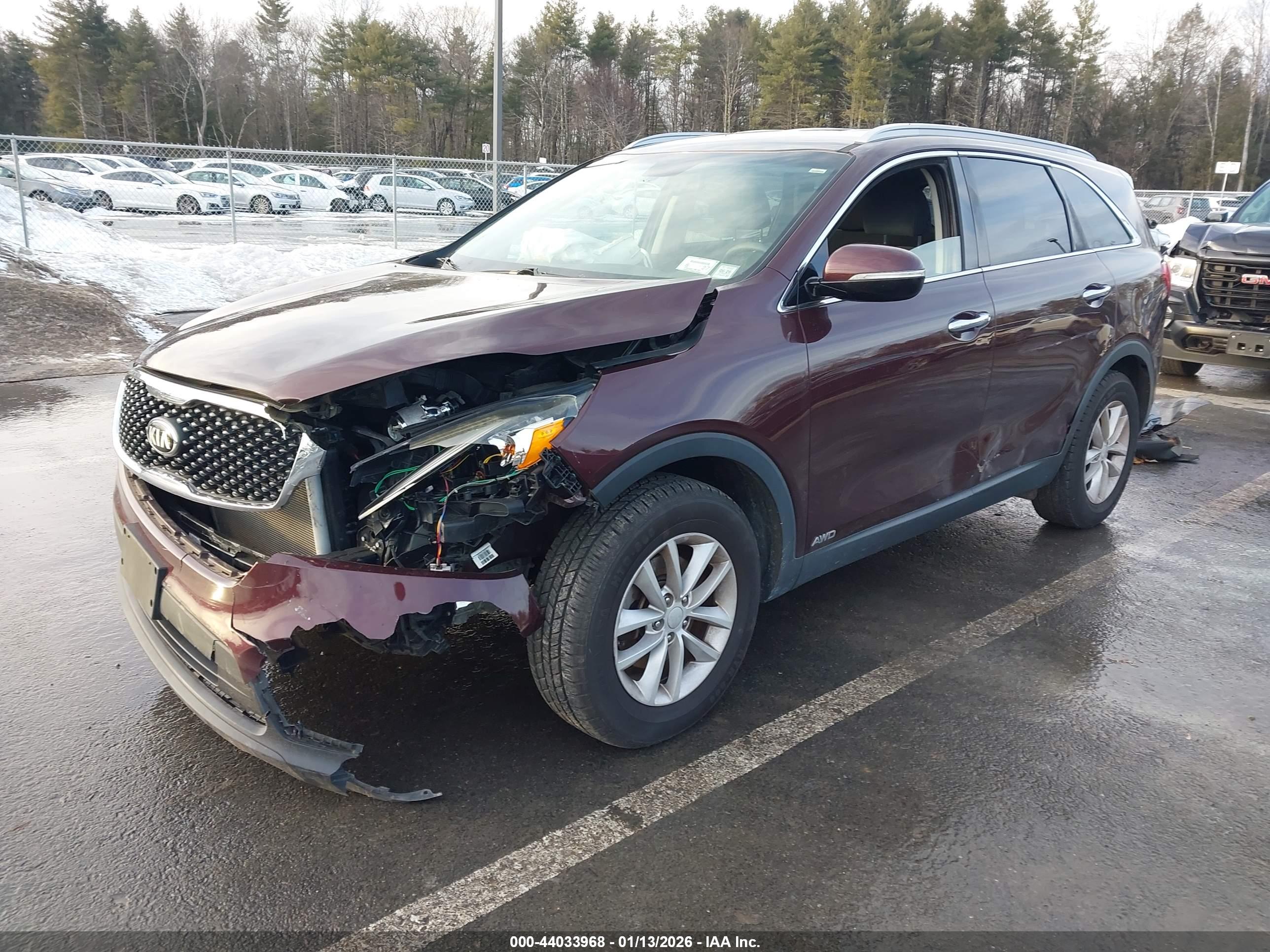 KIA SORENTO image 2