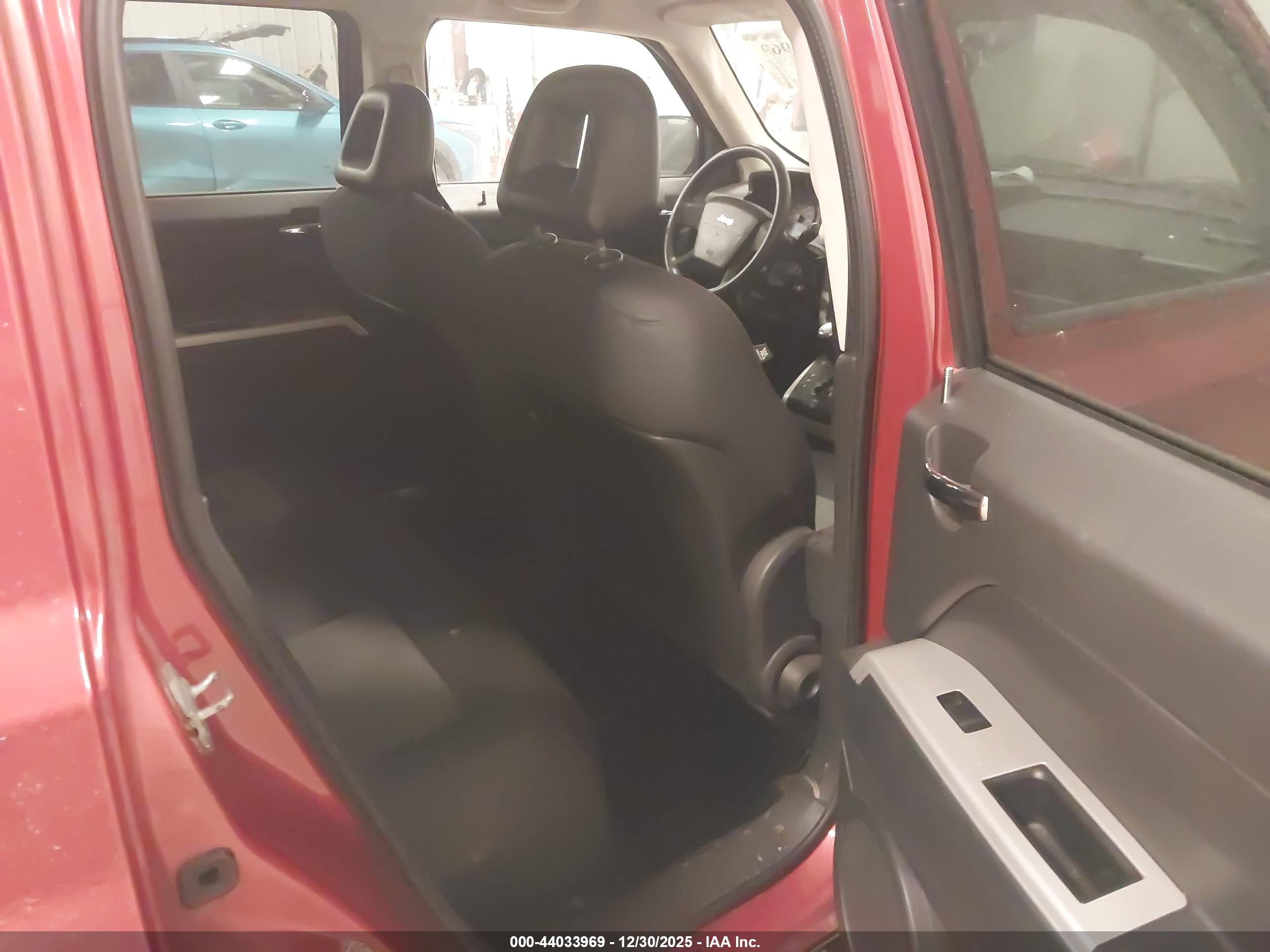 JEEP PATRIOT image 8