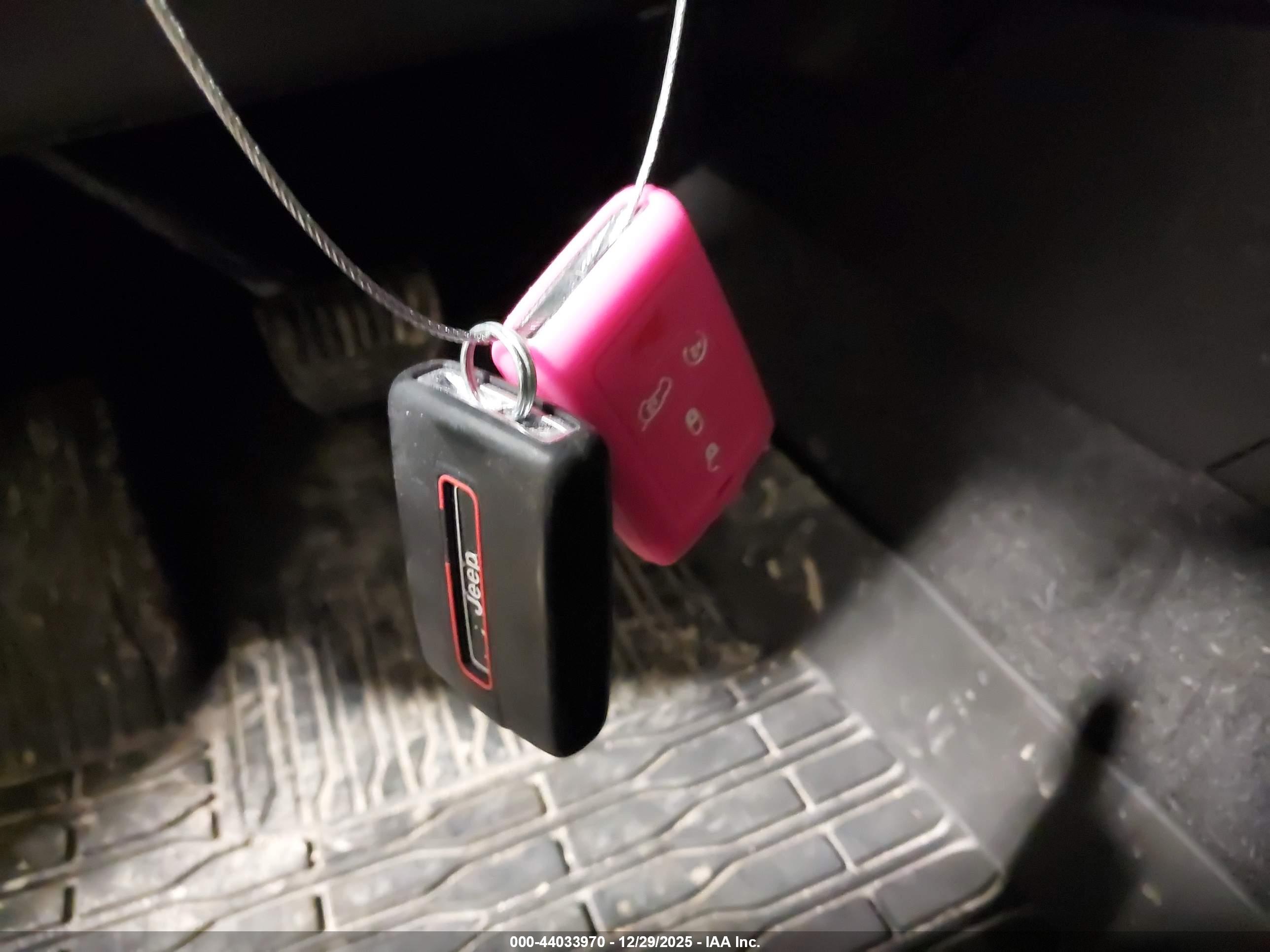 JEEP GRAND image 11