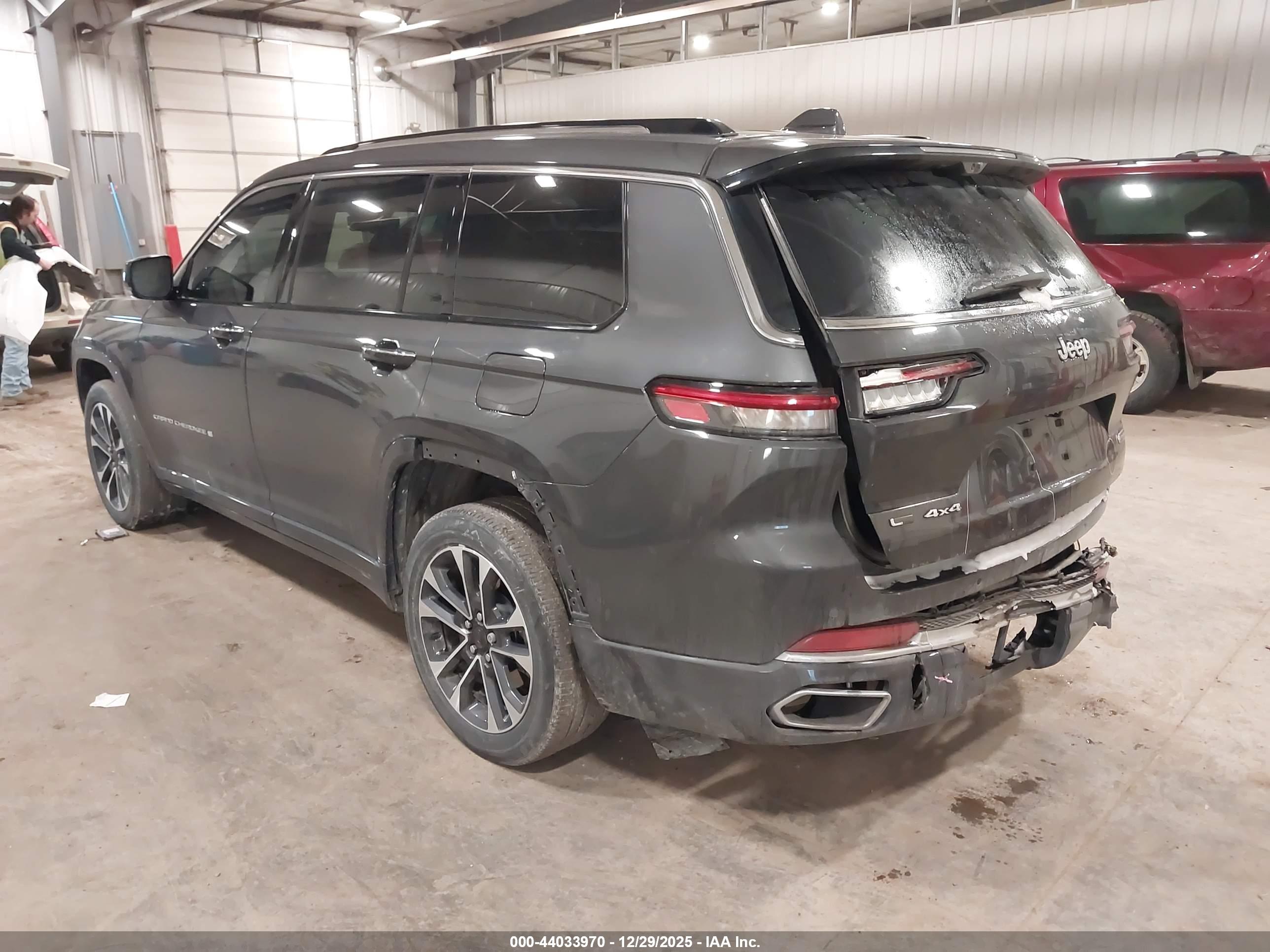 JEEP GRAND image 3