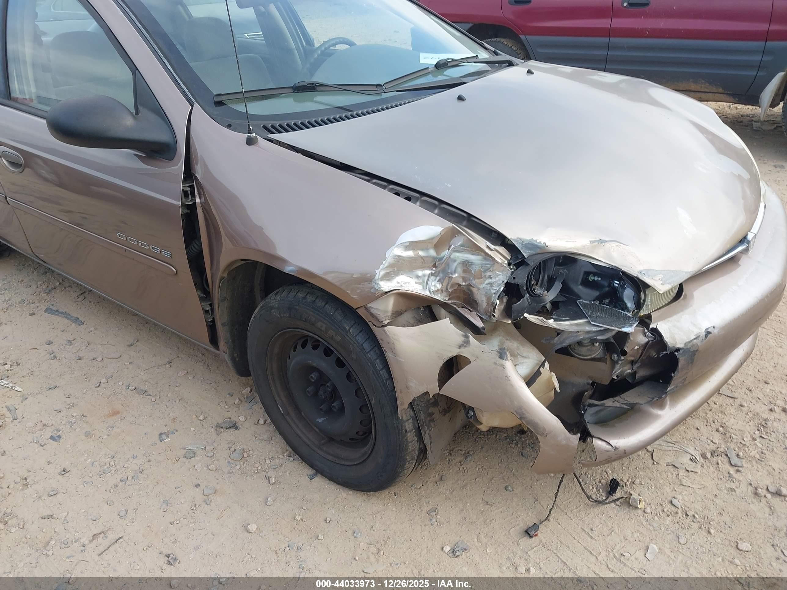 DODGE NEON image 6