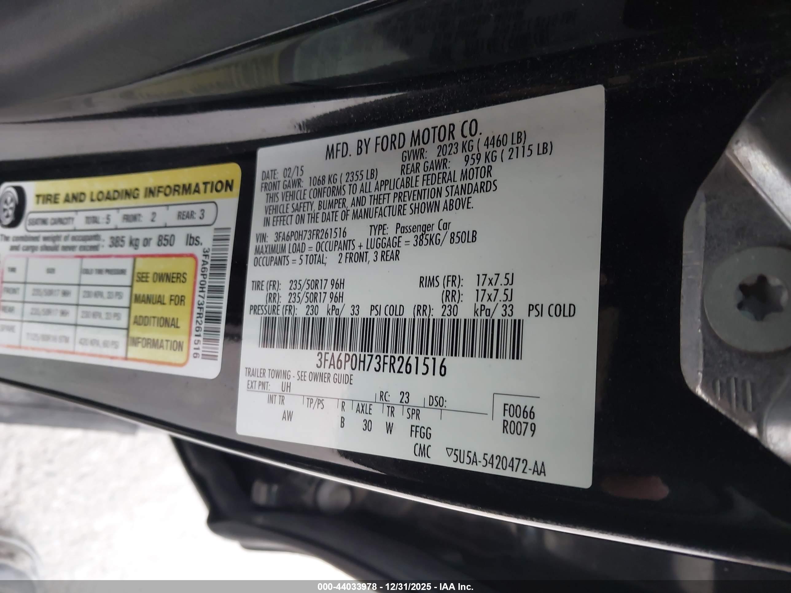 FORD FUSION image 9