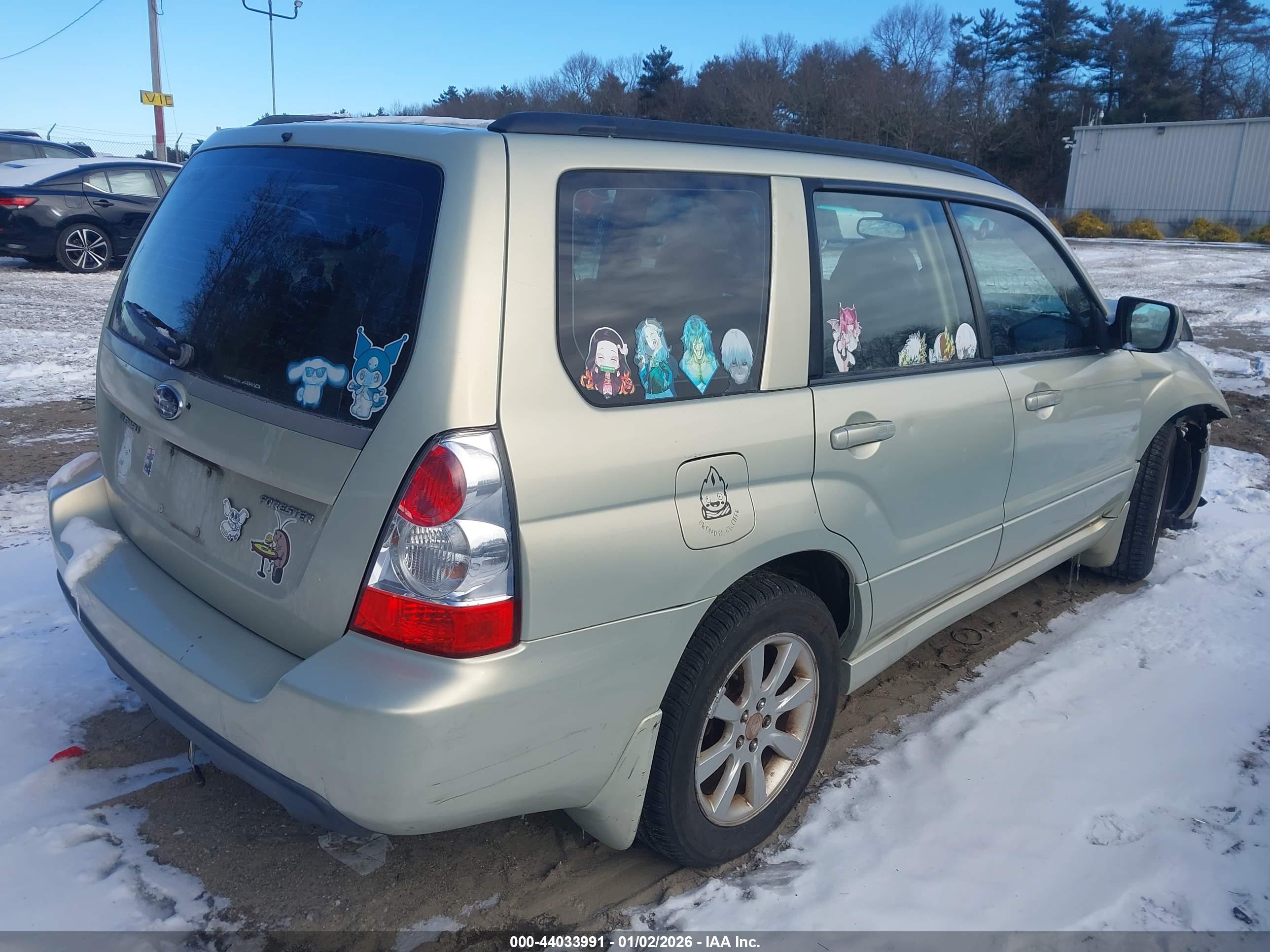 SUBARU FORESTER image 4