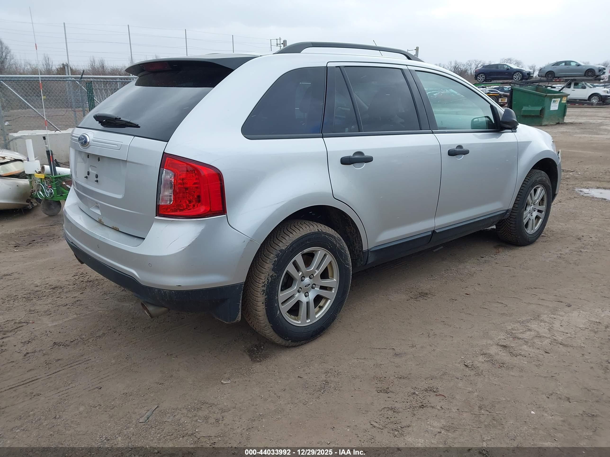 FORD EDGE image 4