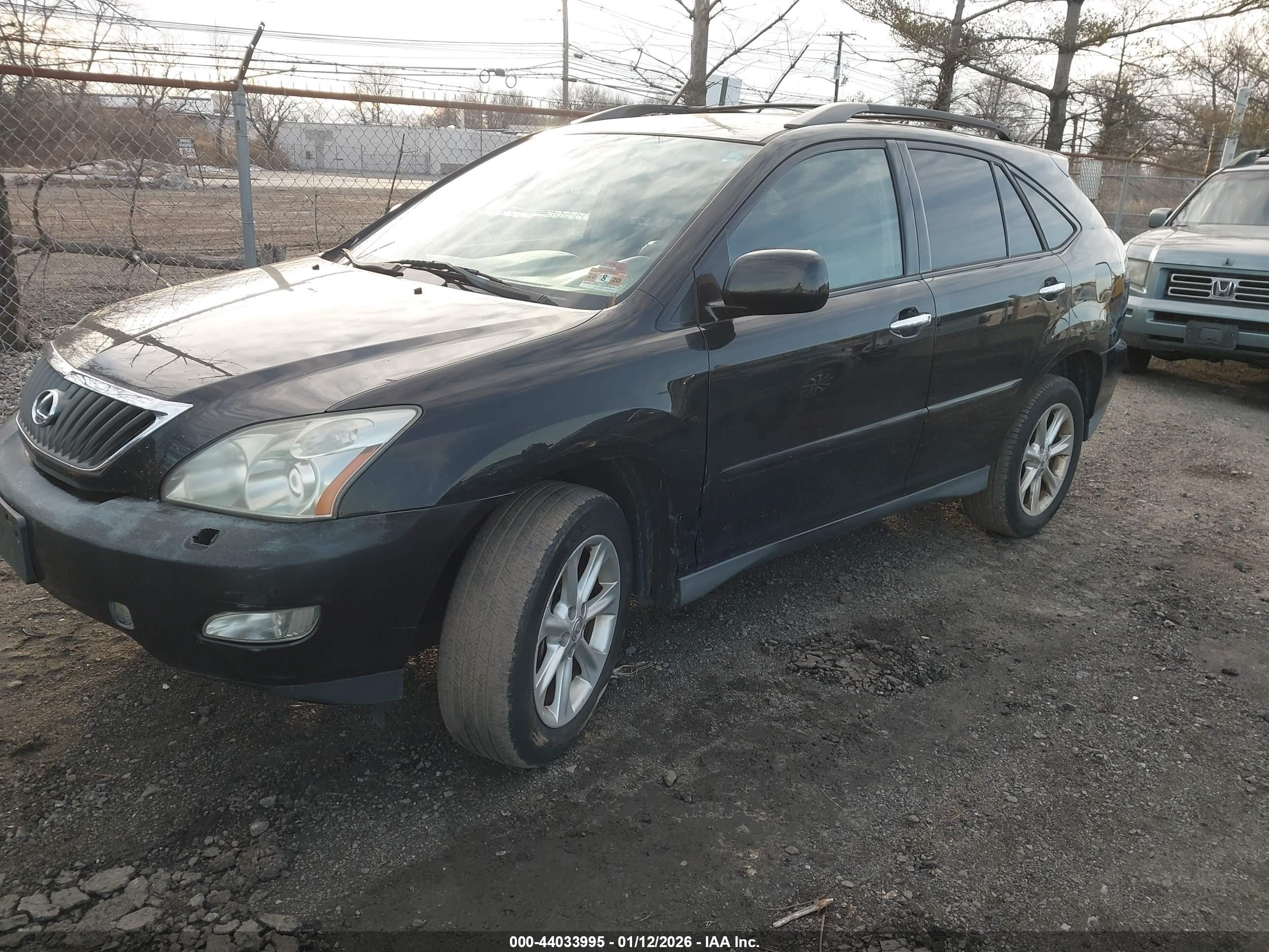 LEXUS RX image 2