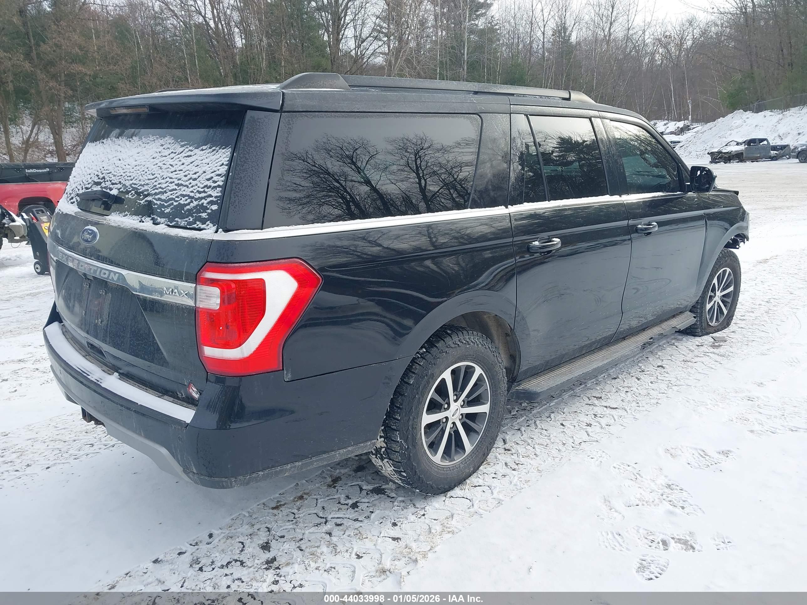 FORD EXPEDITION image 4