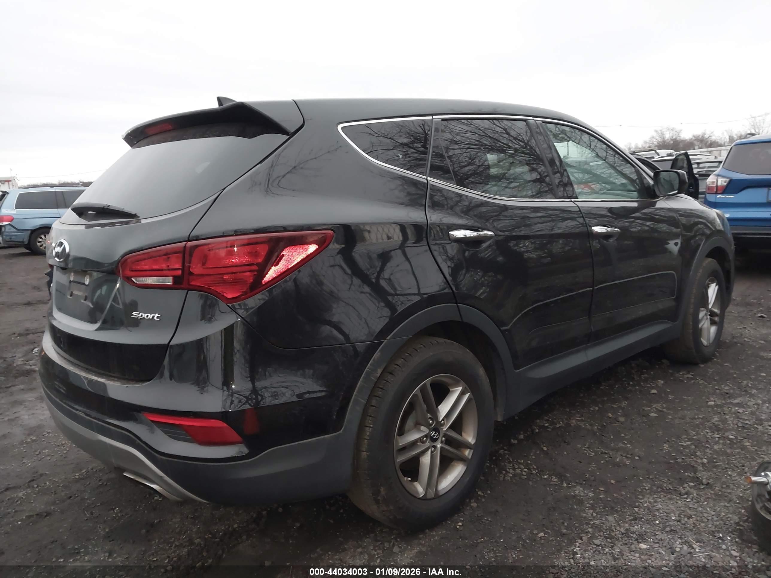 HYUNDAI SANTA image 4