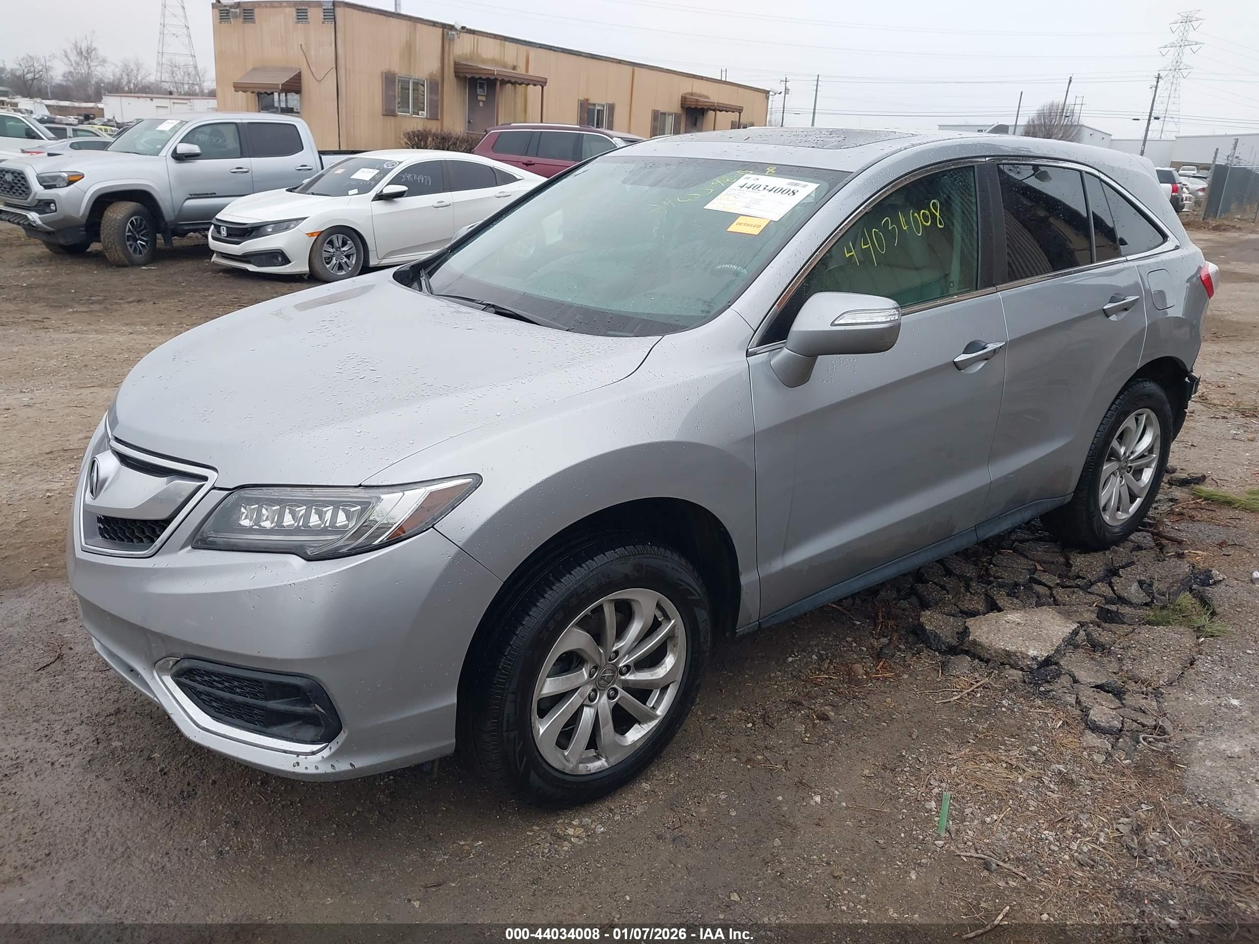 ACURA RDX image 2