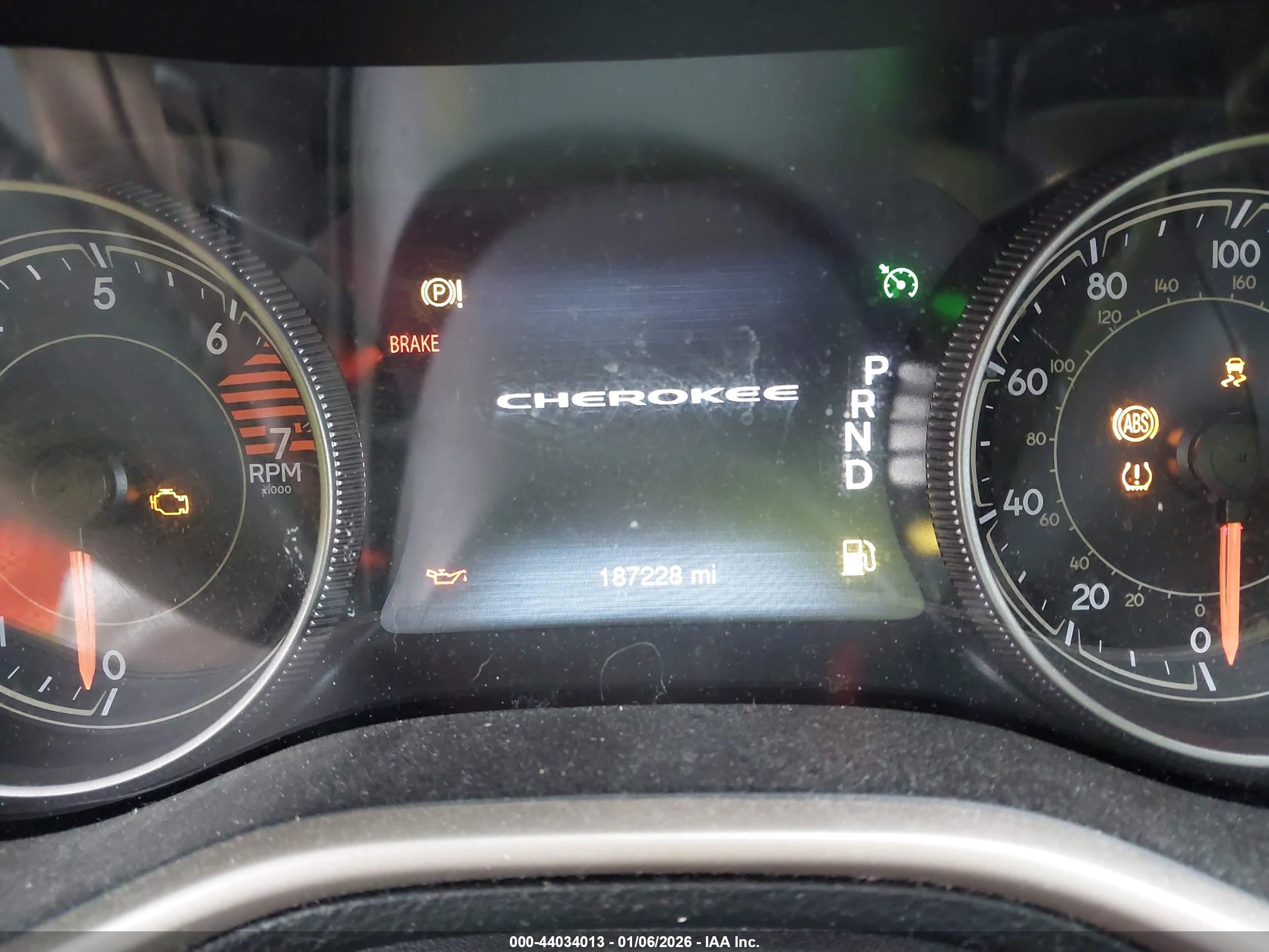 JEEP CHEROKEE image 7