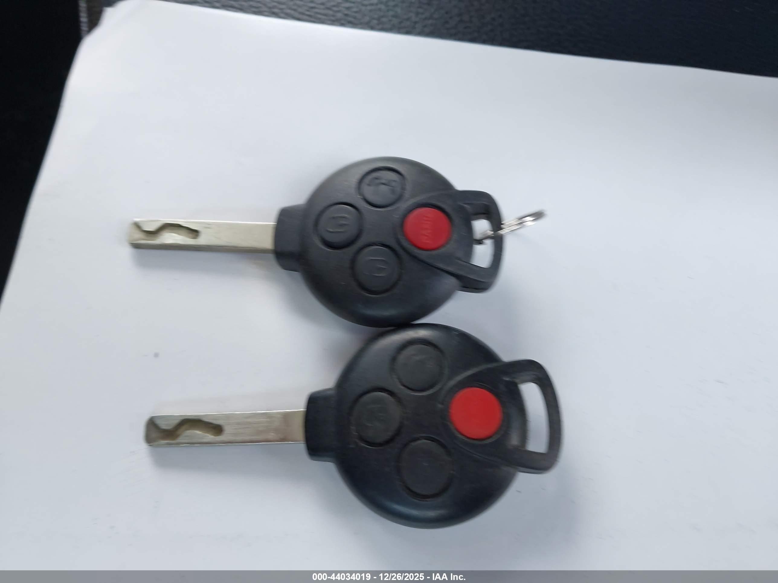 SMART FORTWO image 11