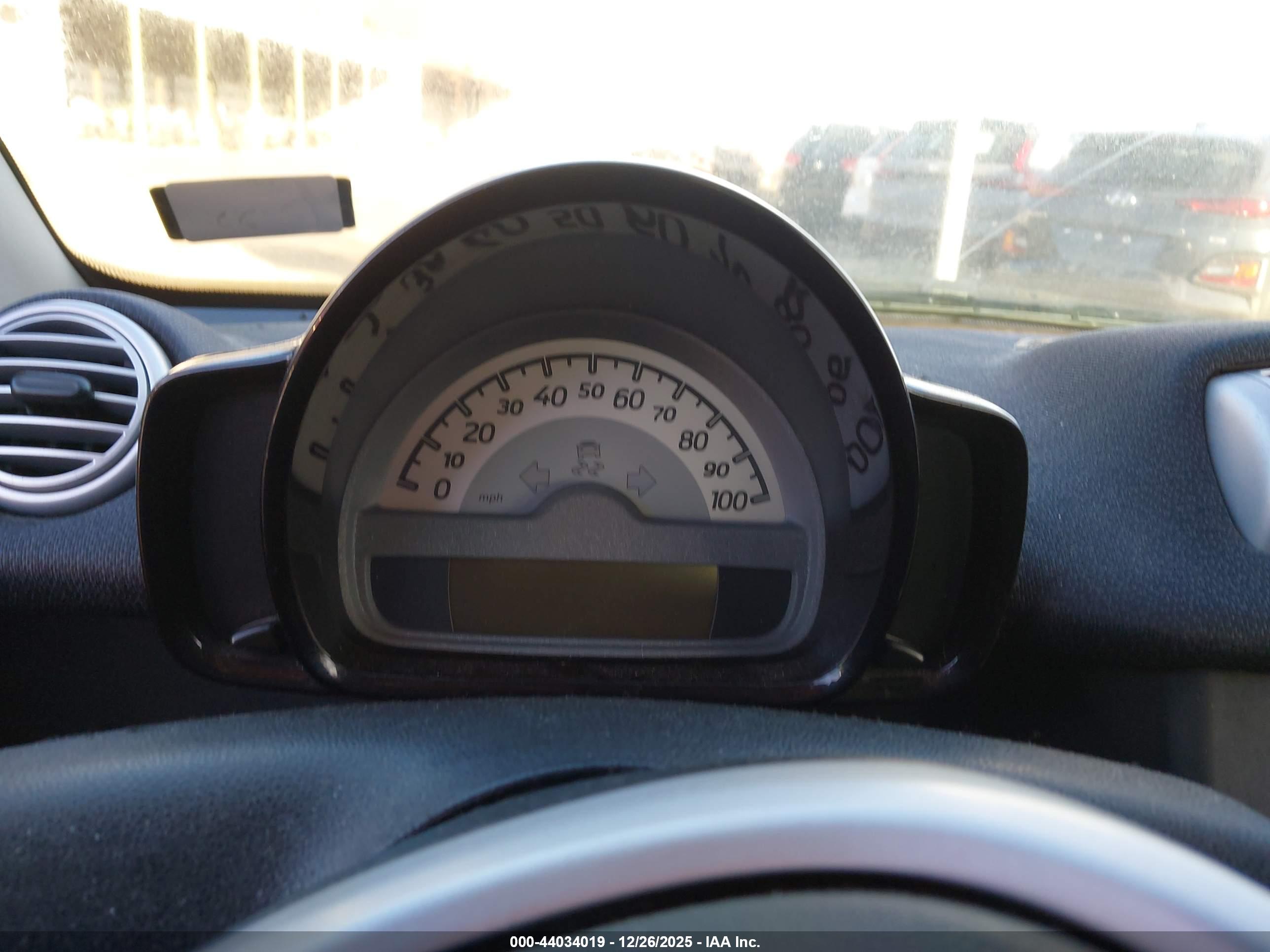 SMART FORTWO image 7