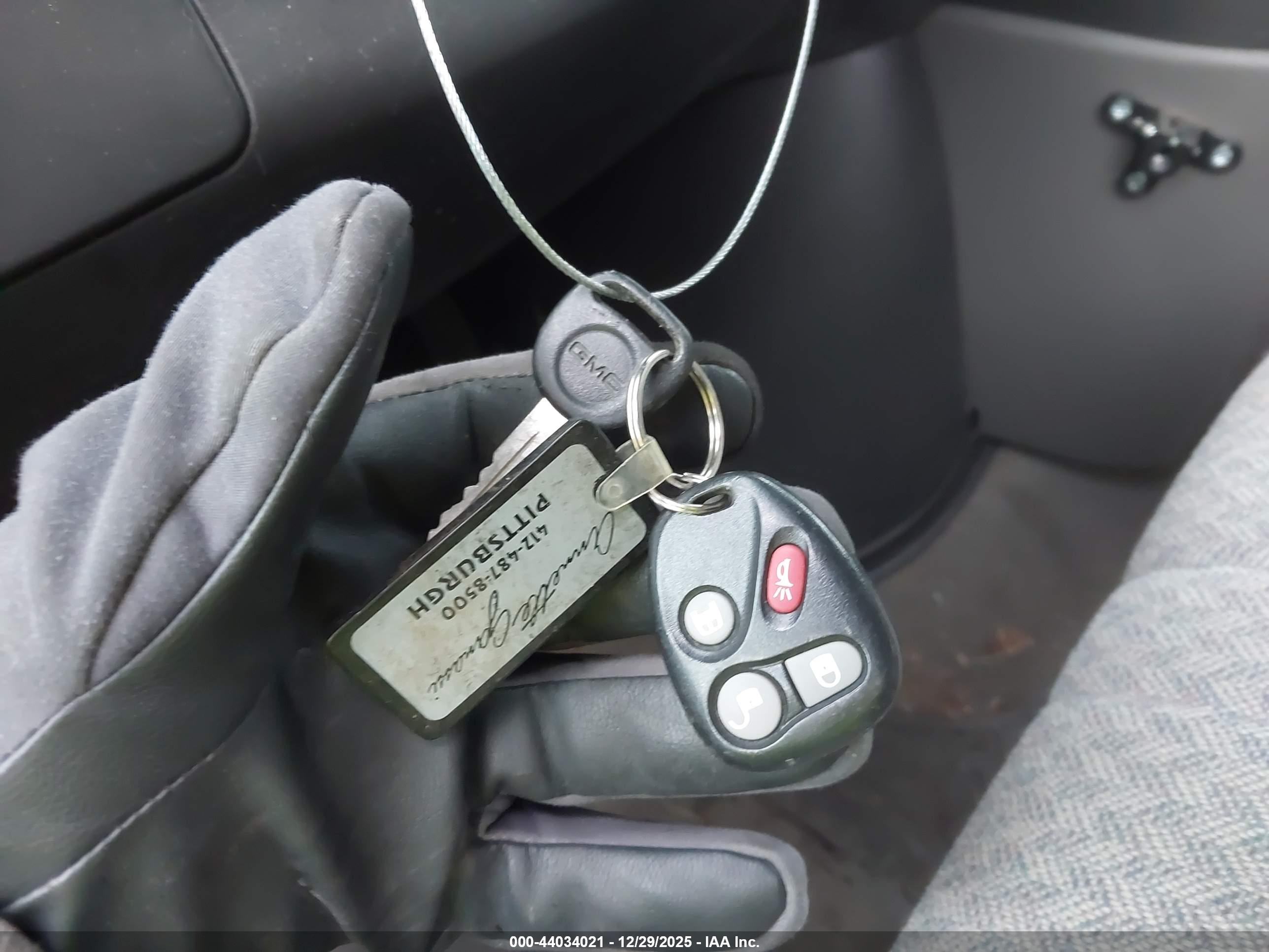 GMC SAVANA image 11