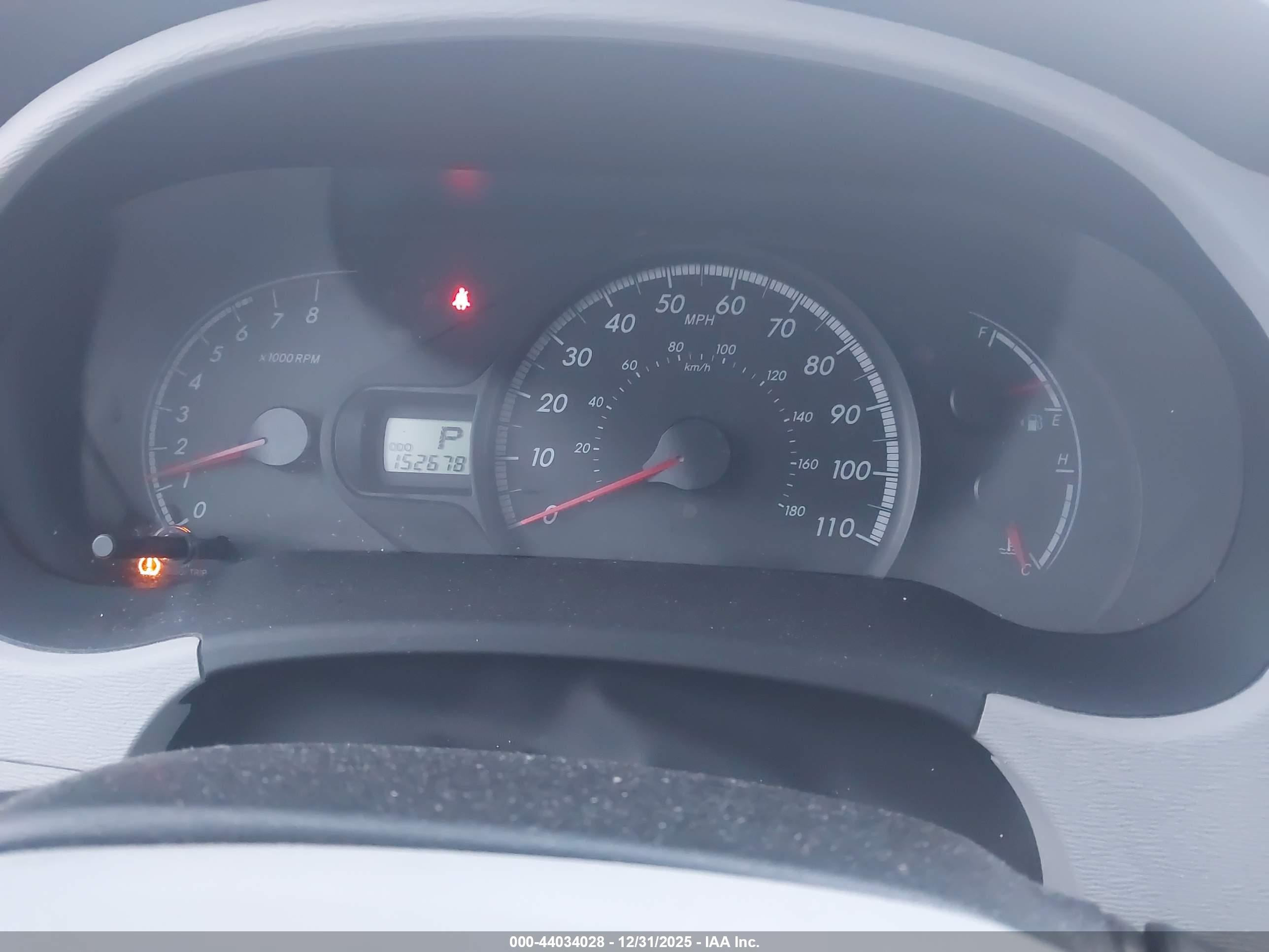 TOYOTA SIENNA image 7