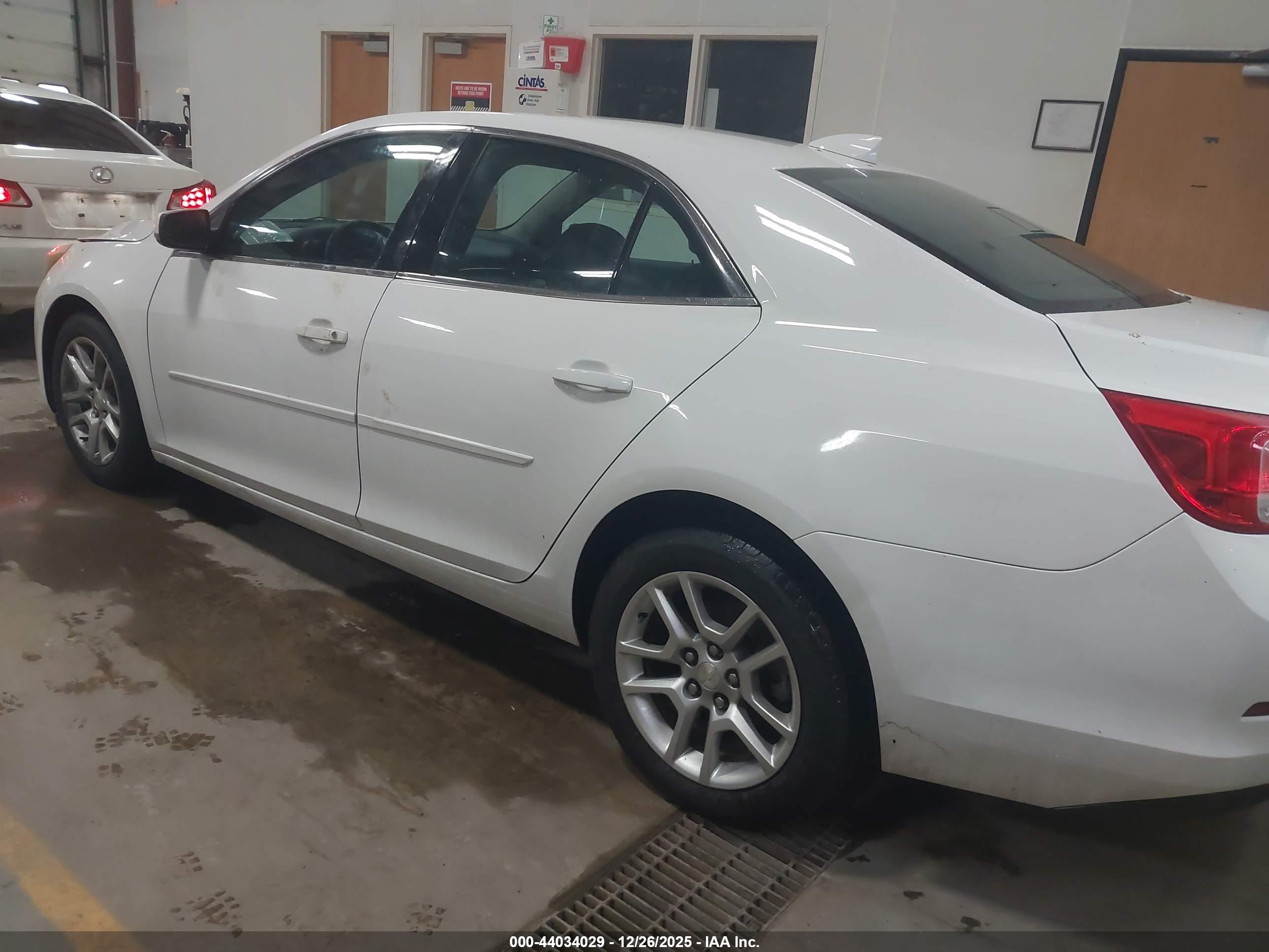 CHEVROLET MALIBU image 3