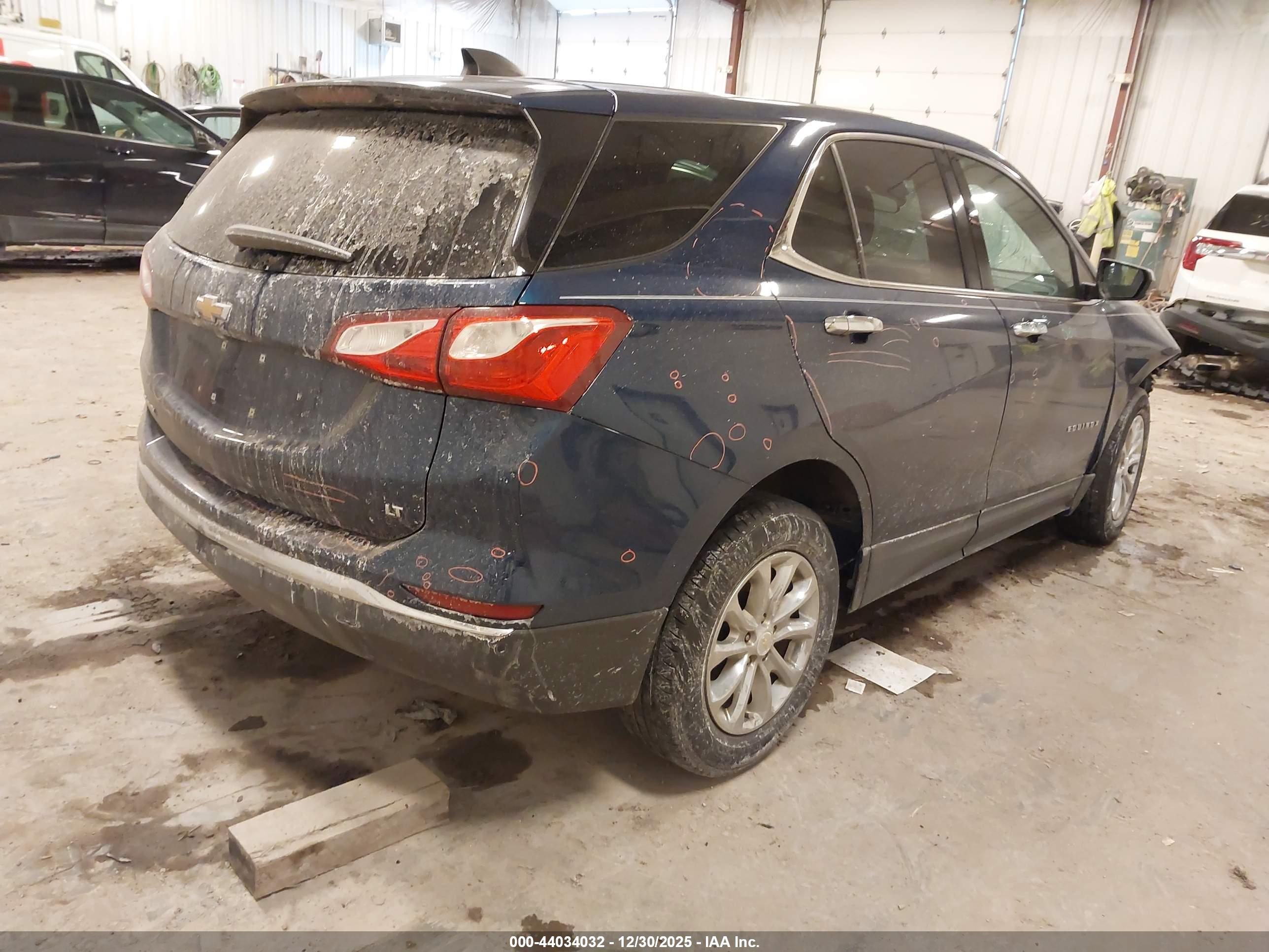 CHEVROLET EQUINOX image 4