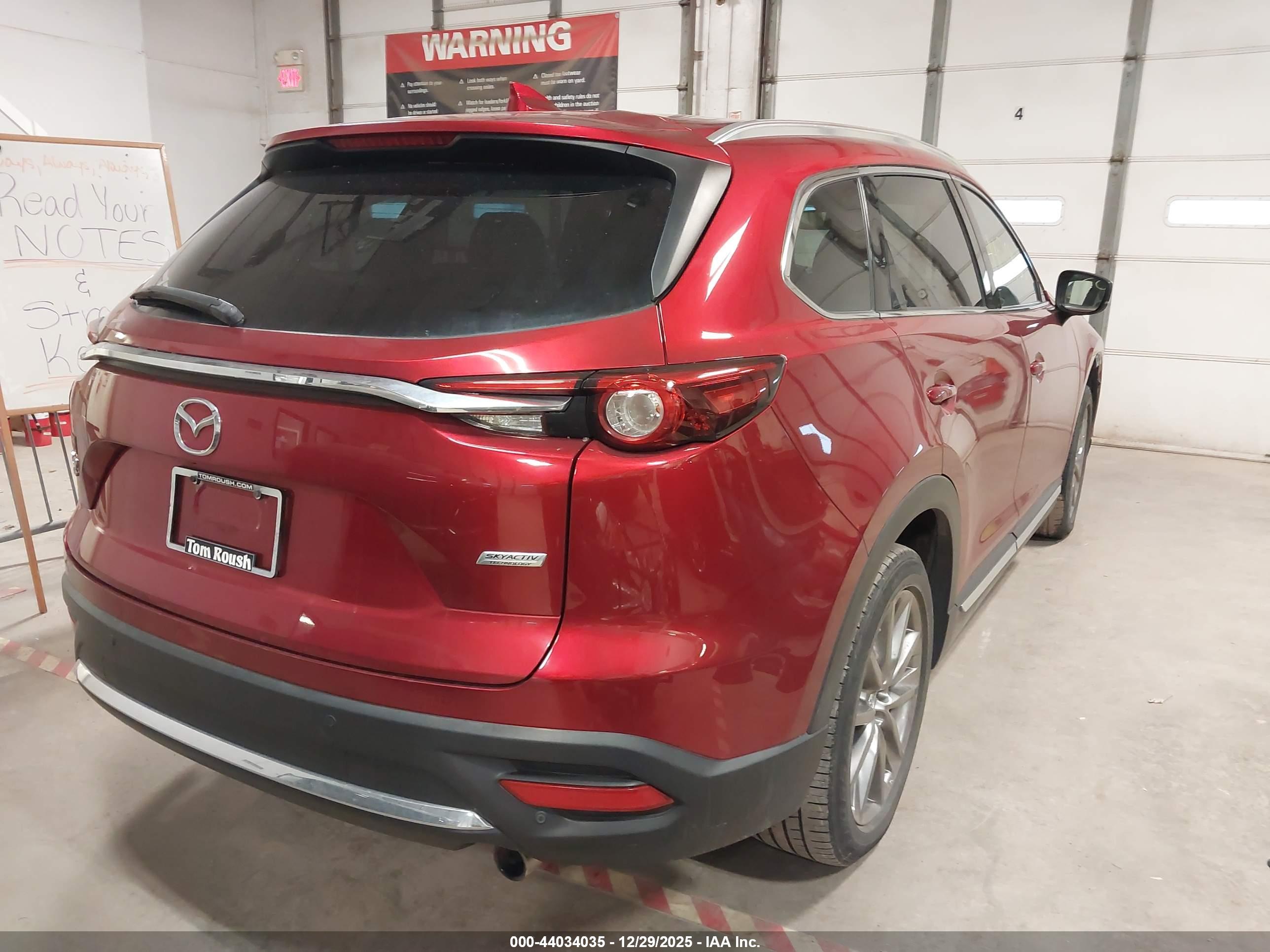 MAZDA CX-9 image 4