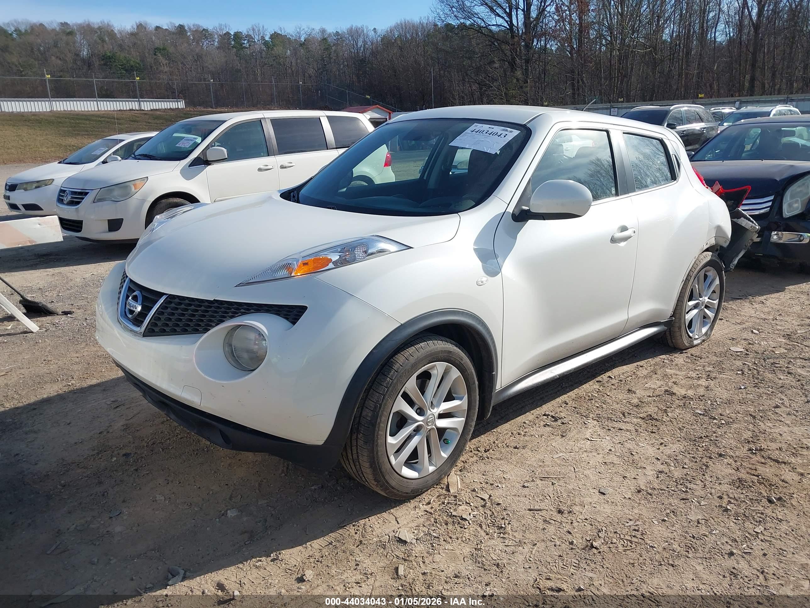 NISSAN JUKE image 2