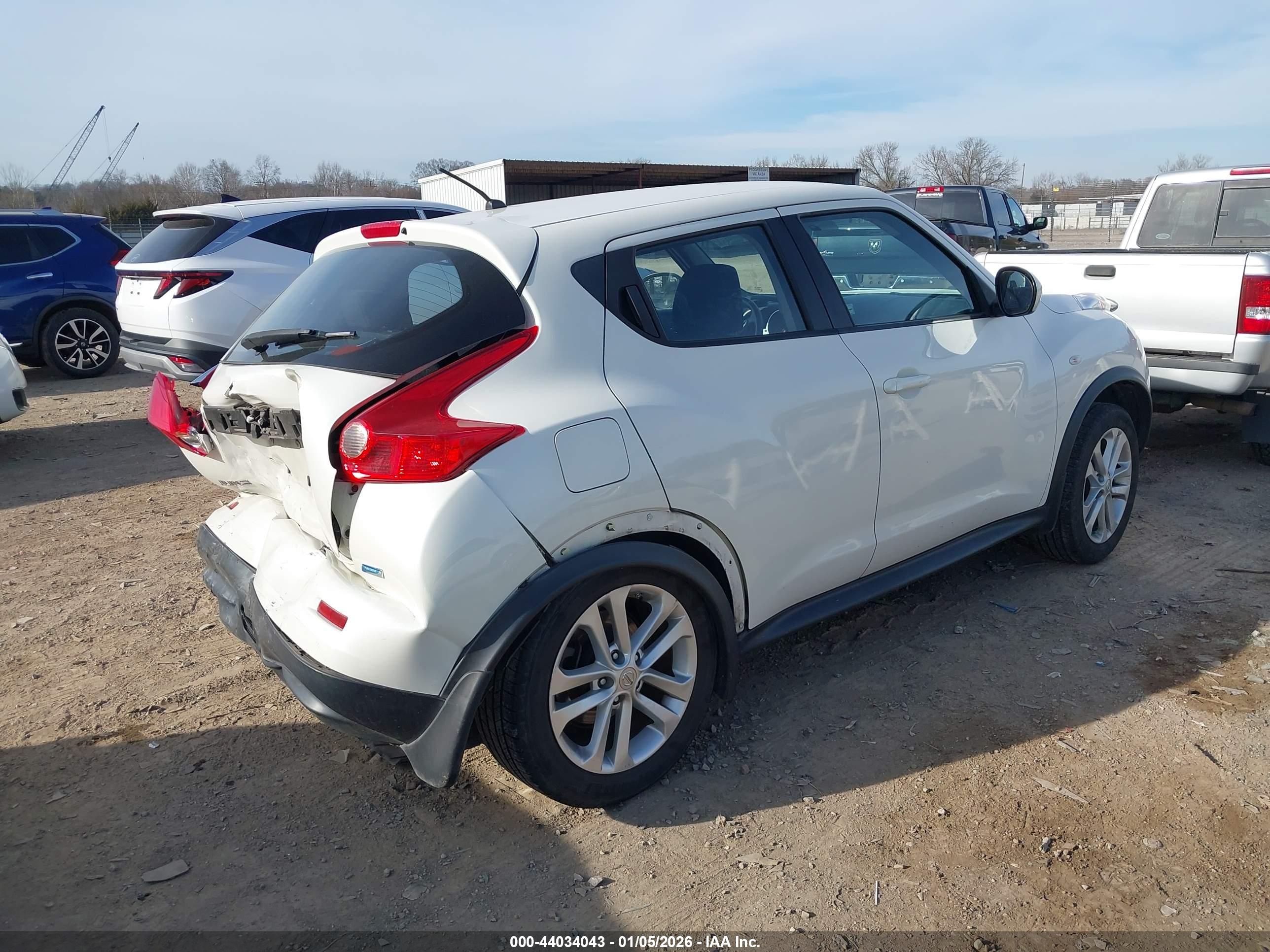 NISSAN JUKE image 4