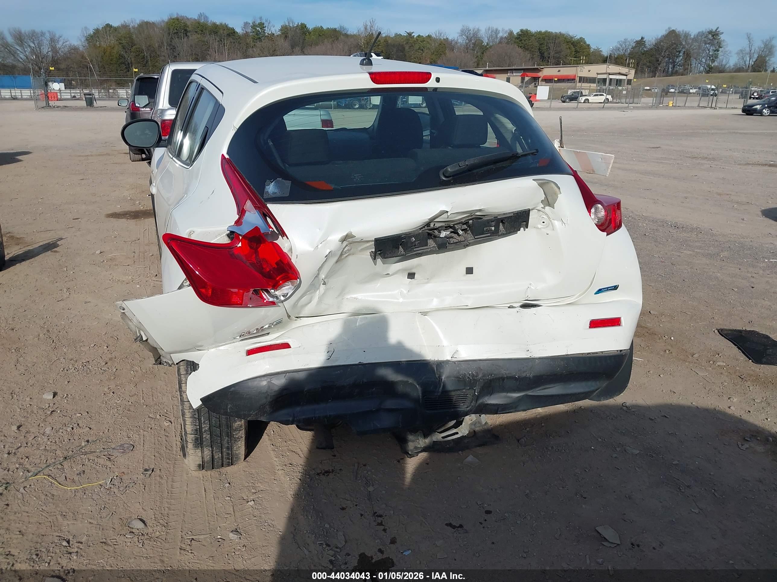 NISSAN JUKE image 6