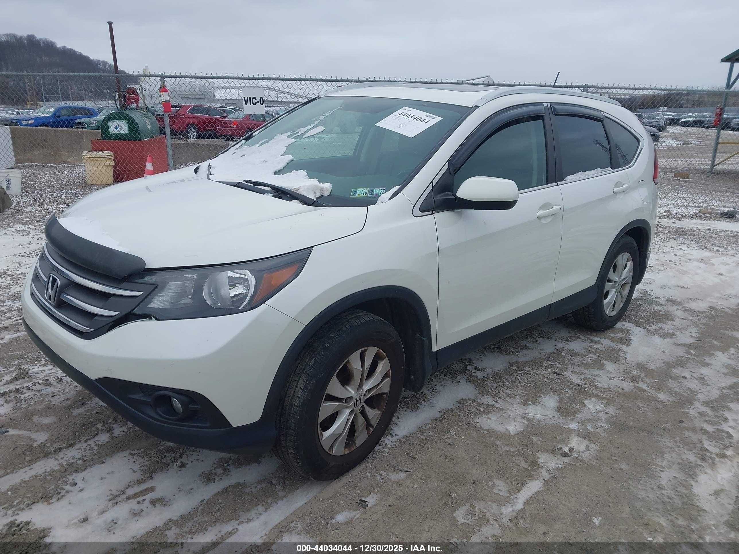 HONDA CR-V image 2
