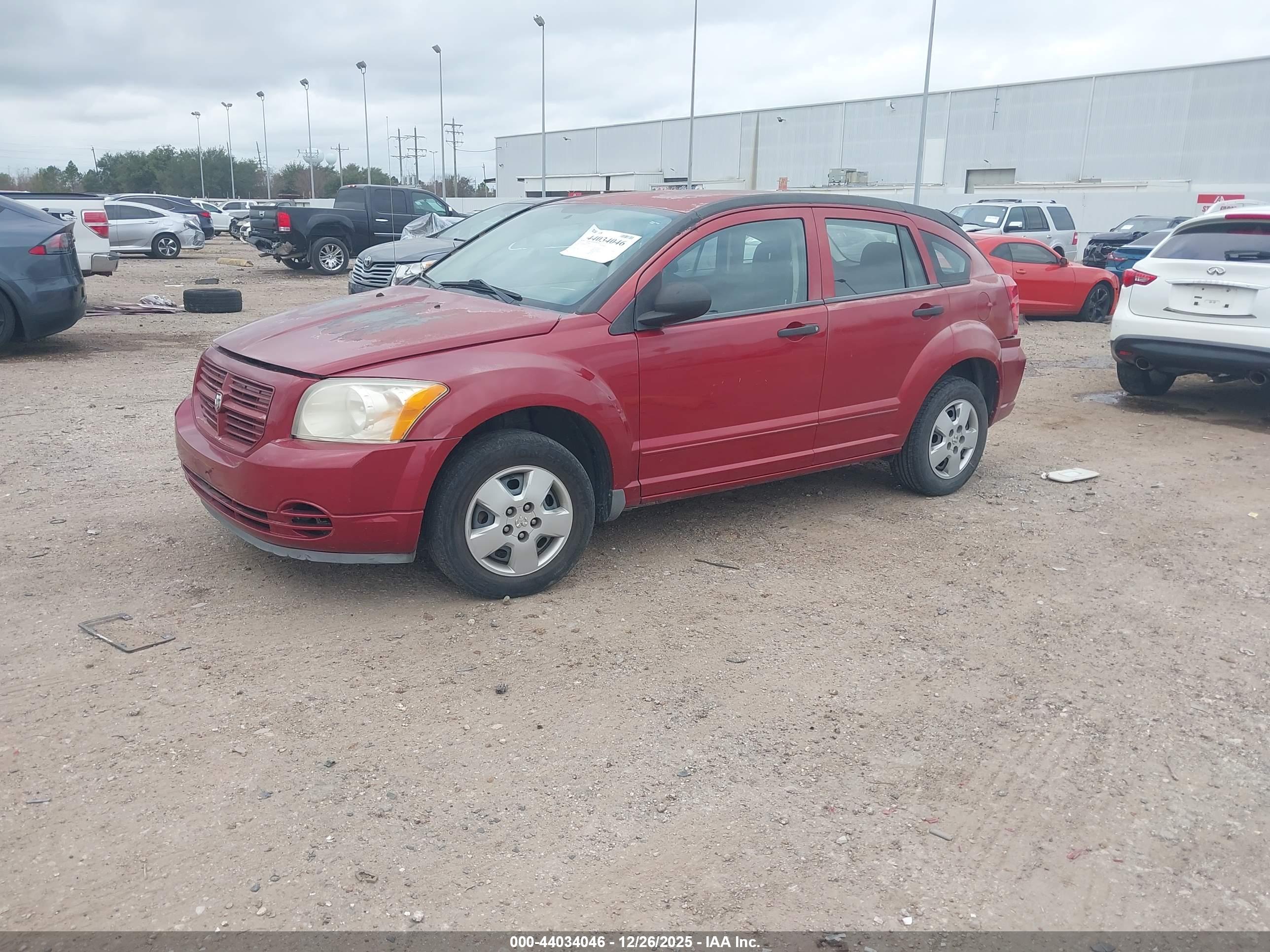 DODGE CALIBER image 2